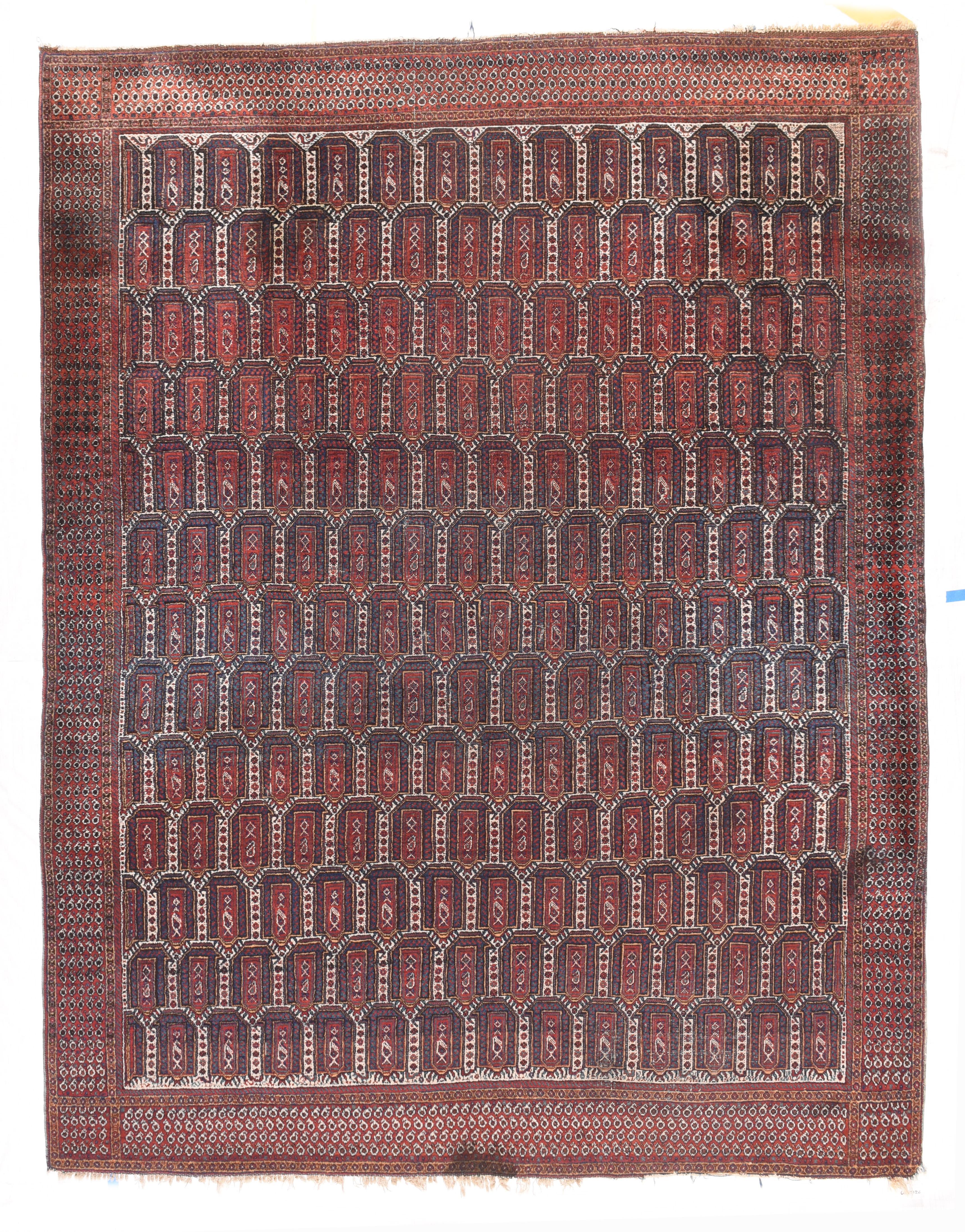 Antiker Afshar-Teppich 6'1'' x 7'11'' im Zustand „Gut“ im Angebot in New York, NY