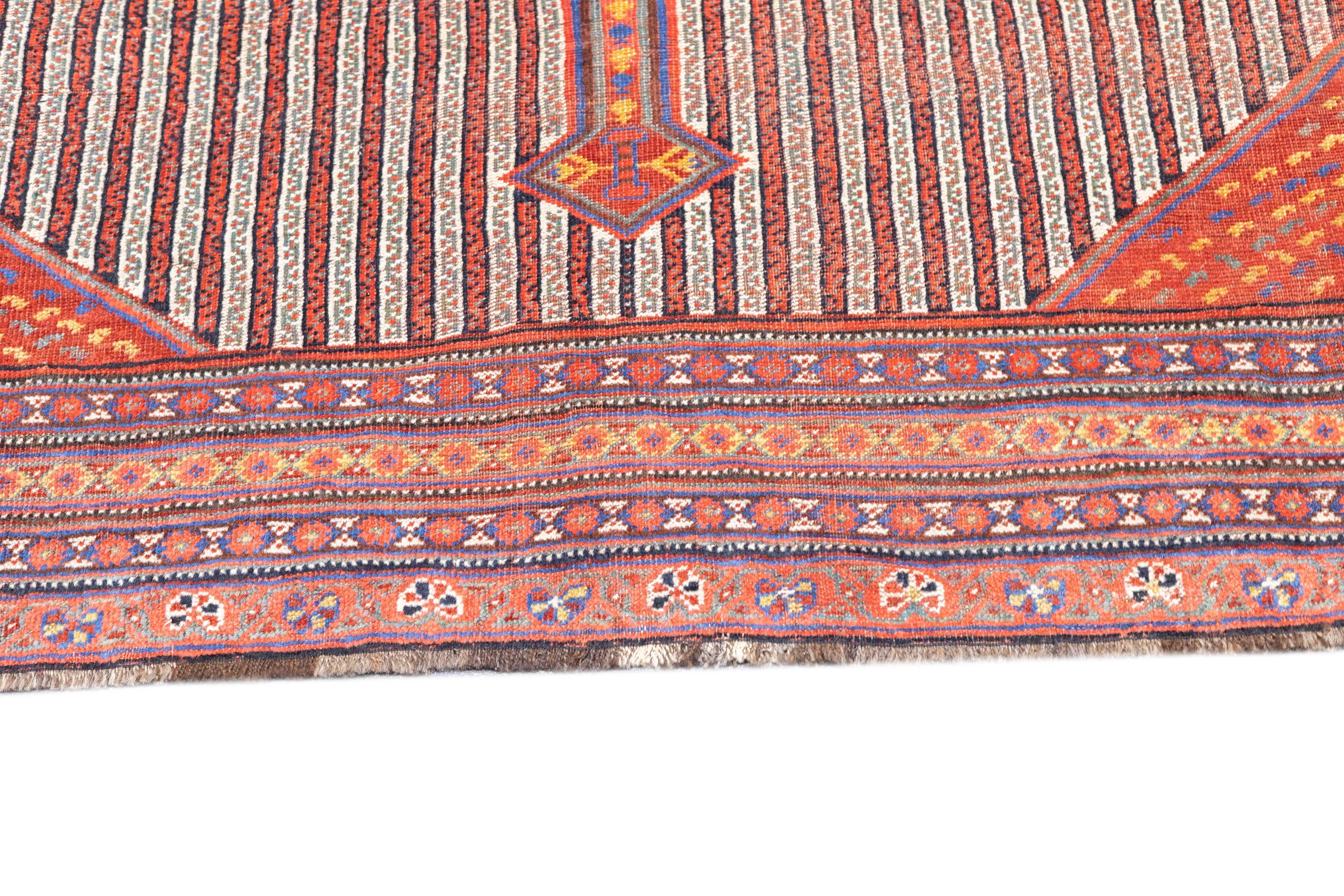 Antiker Afshar-Teppich 7'3'' x 10'11'' (Handgeknüpft) im Angebot