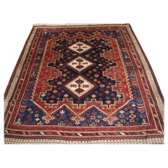 Antiker Afshar-Teppich im klassischen Design
