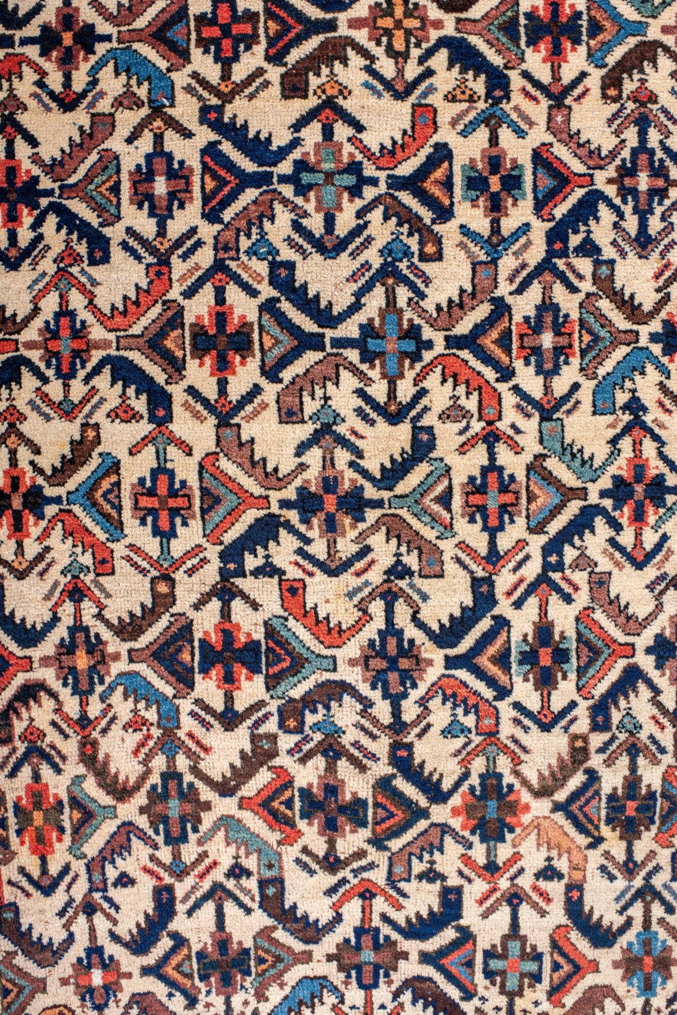 Noué à la main Tapis Afshar ancien avec motif de fleurs, années 1920 en vente