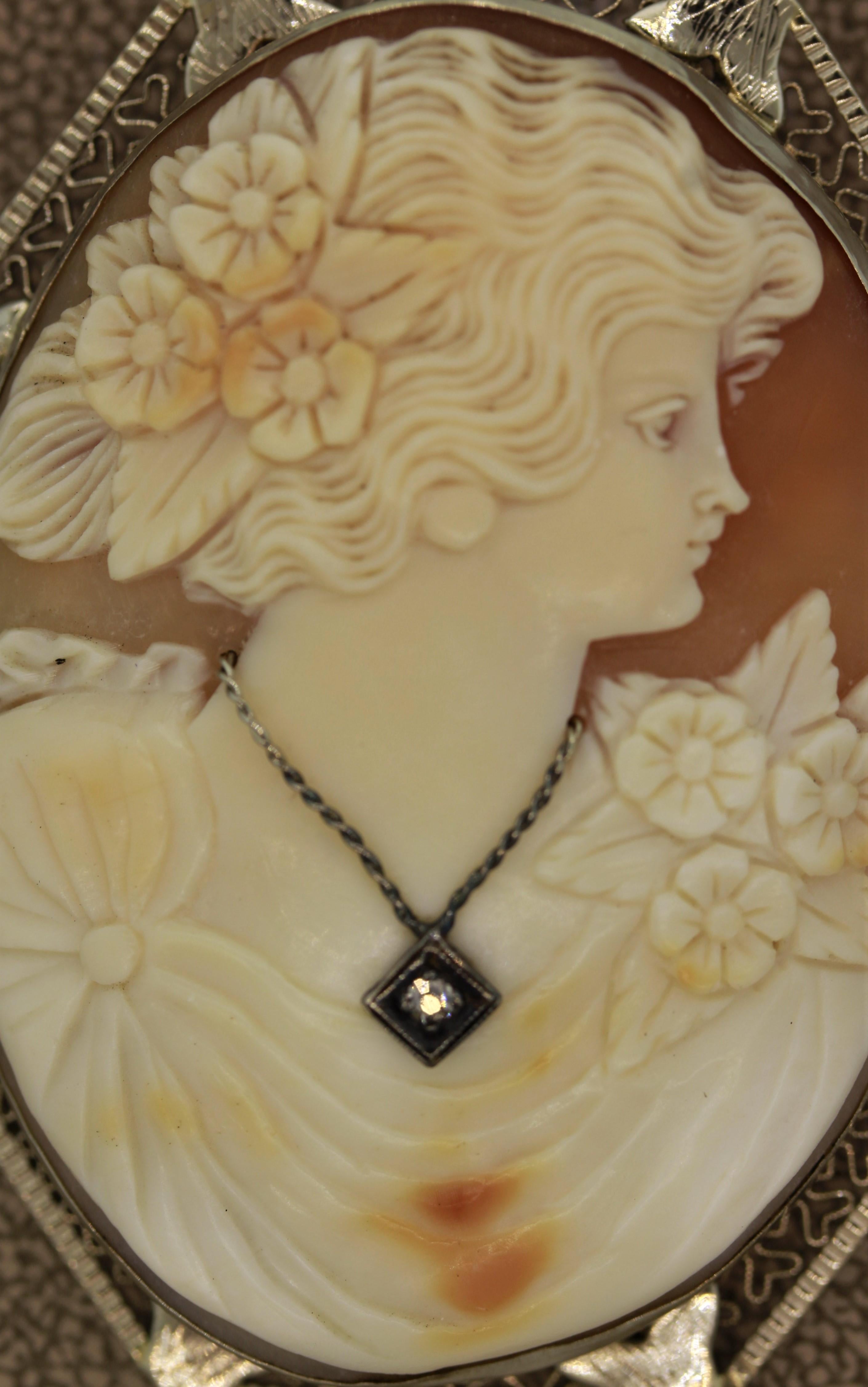 agate cameo pendant