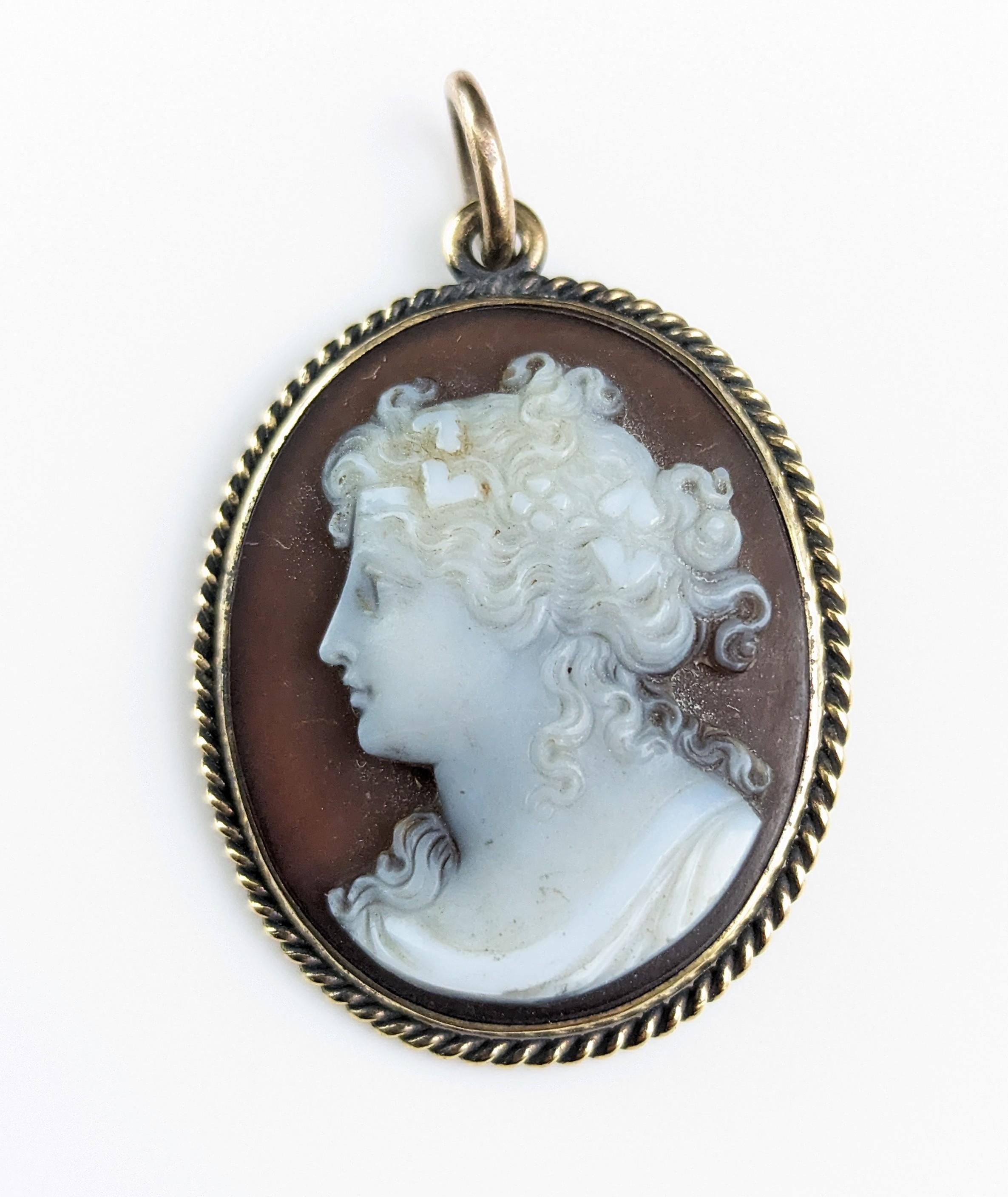 Antique Agate Cameo pendant, 9ct gold, Victorian  6