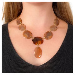 Antique Agate Necklace of 18k Gold