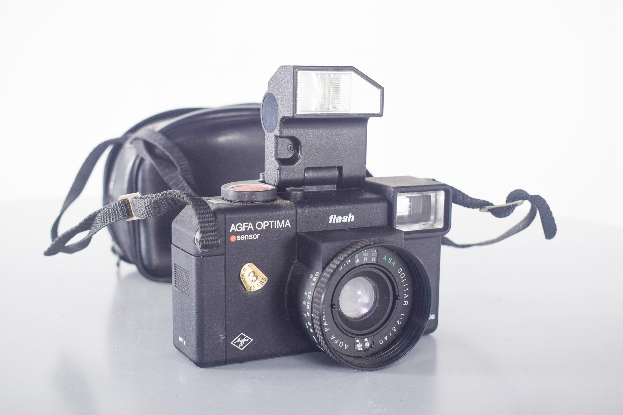 camera Agfa ancienne, Optima Flash, avec étui État moyen - En vente à Lisboa, Lisboa
