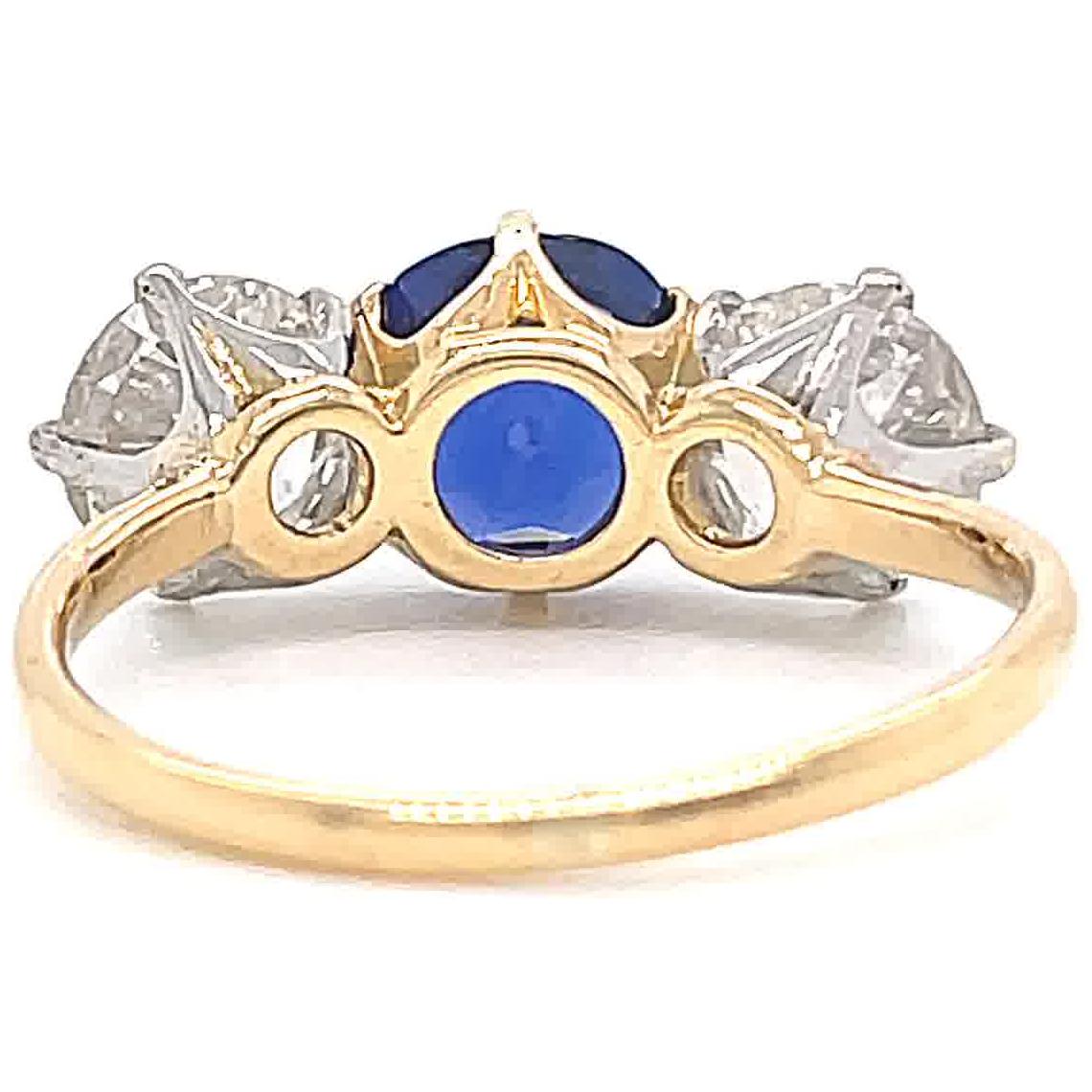 Antique AGL Certified Kashmir Sapphire Diamond Three Stone Gold Ring In Excellent Condition In Beverly Hills, CA