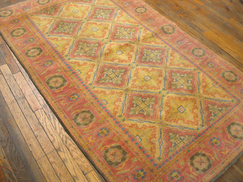 Early 20th Century Cotton Agra Carpet ( 4' x 7' - 122 x 215 cm ) In Good Condition For Sale In New York, NY