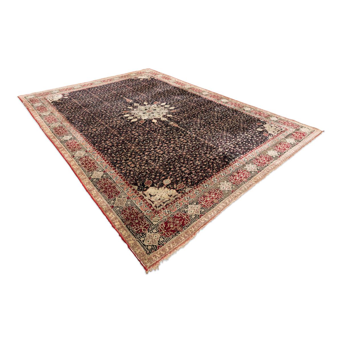 Hand-Knotted Antique Agra India Wool Rug. Circa. 1930. 3.50 x 2.70 m. For Sale