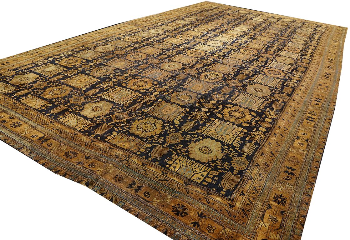Late 19th century Indian Agra carpet with black background
12' x 21'8