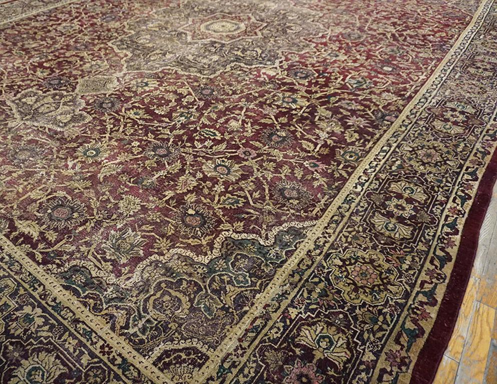 Wool 19th Century N. Indian Agra Carpet ( 13'4'' x 18'6'' - 405 x 565 ) For Sale