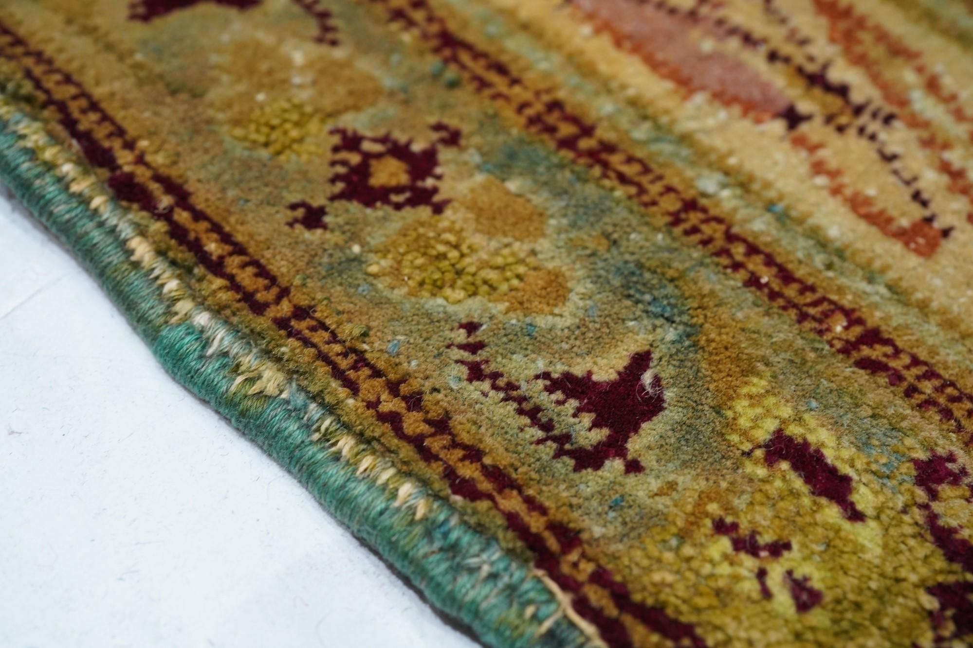 Early 20th Century Antique Agra Rug For Sale