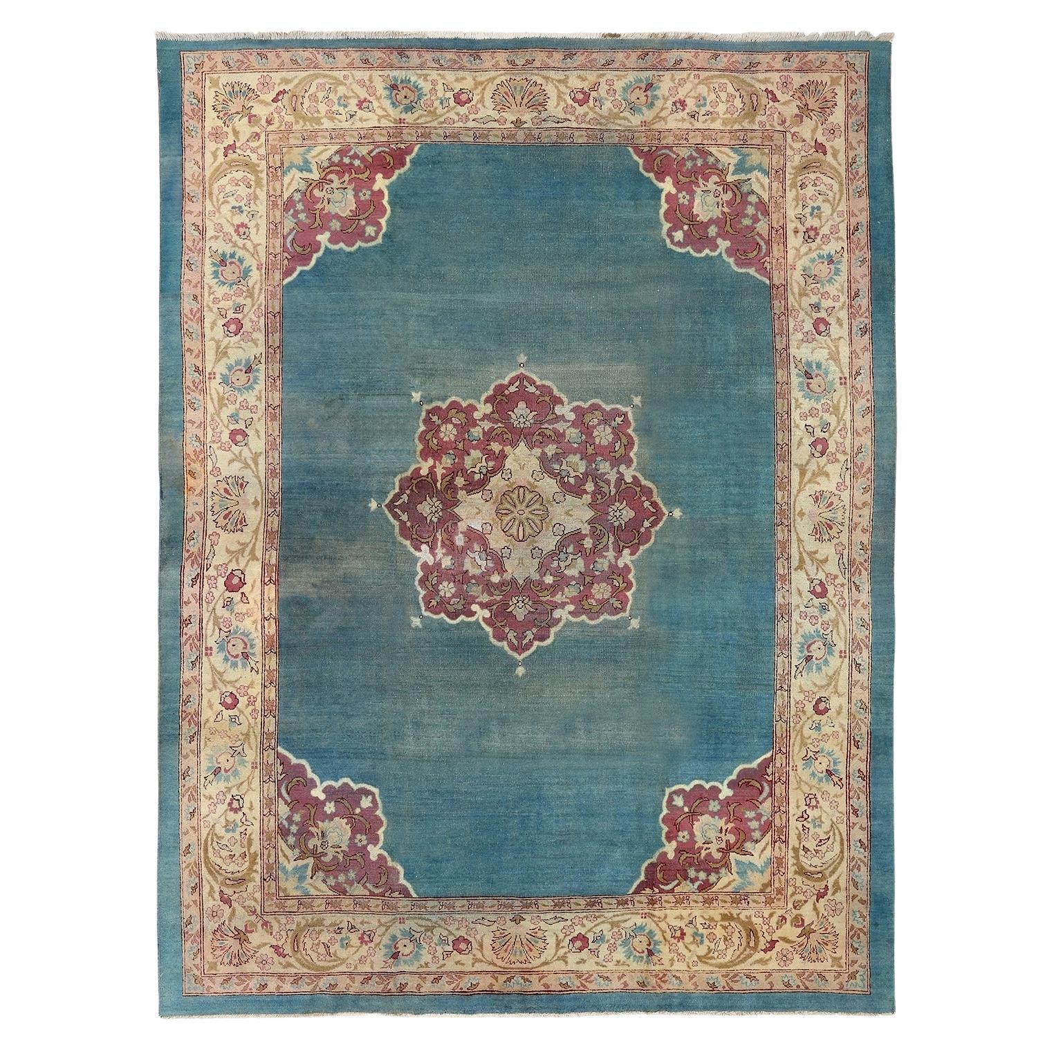 Antique Agra Rug - Size: 11'10 X 9'