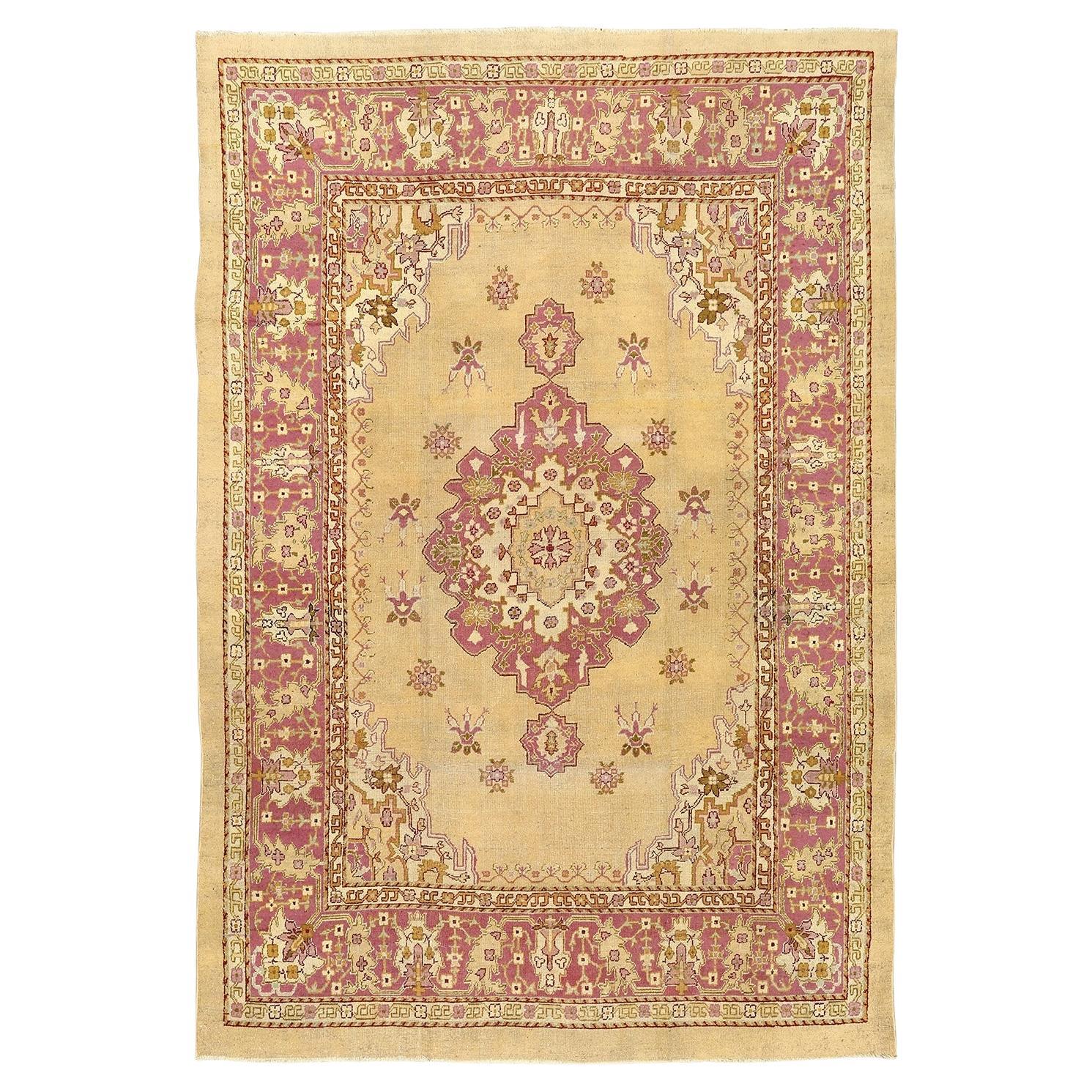 Antique Agra Rug - Size: 12'11 X 9'