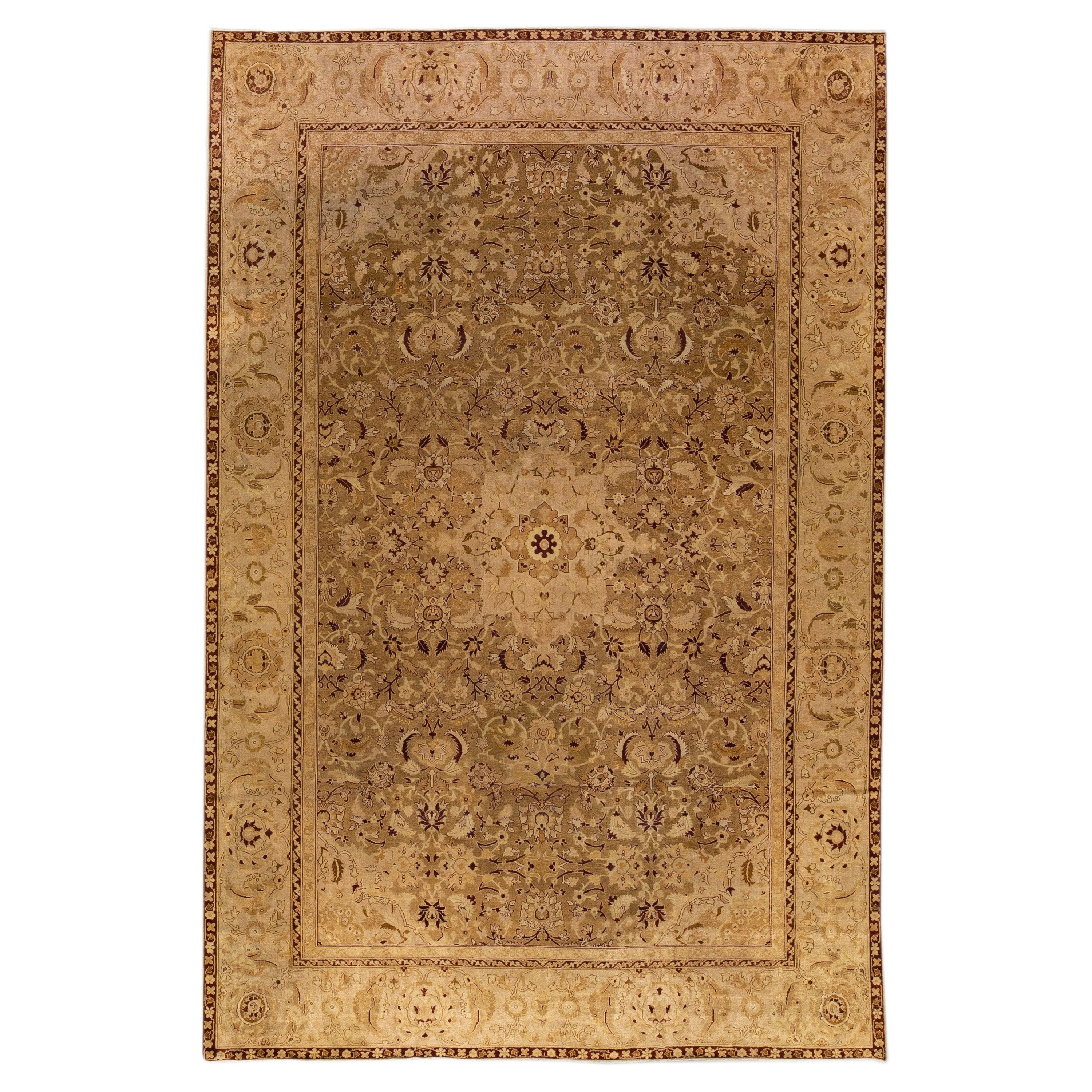 Tapis en laine ancien Agra Tan à motif de médaillon fait à la main