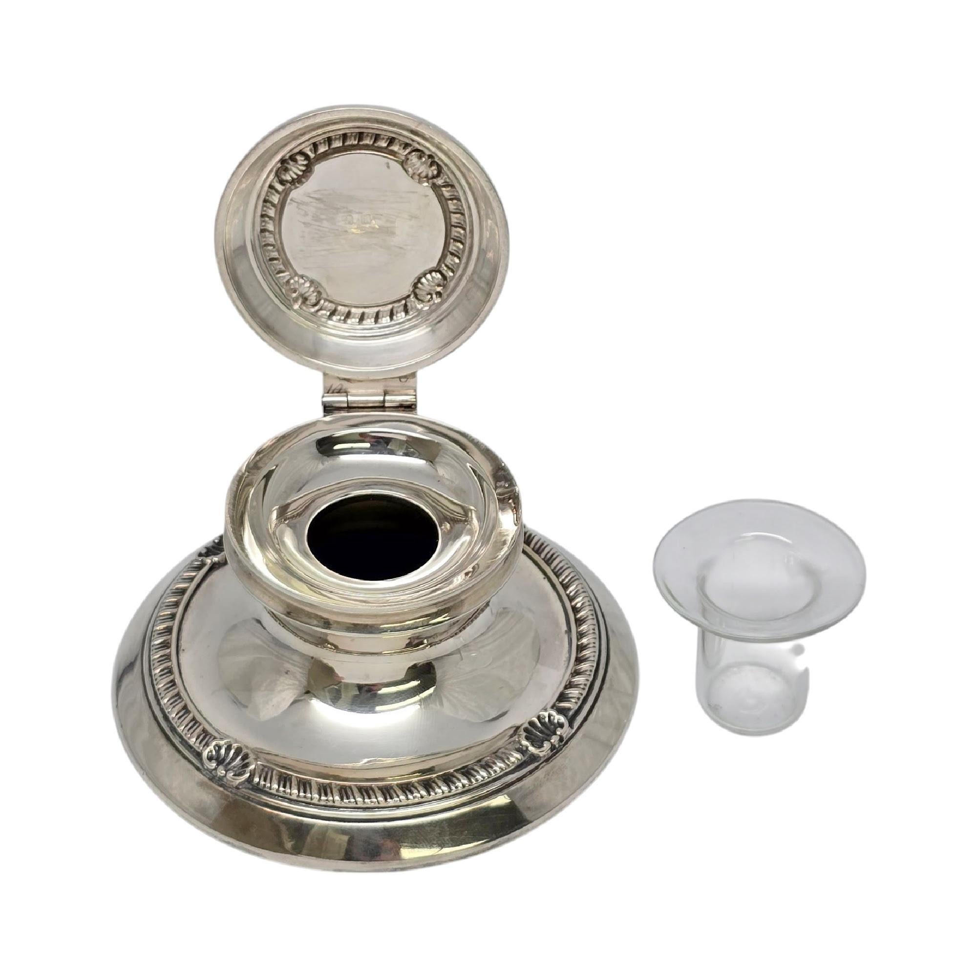 Encrier en argent sterling ancien A&J Zimmerman Ltd Birmingham, Angleterre n° 21687 en vente 2