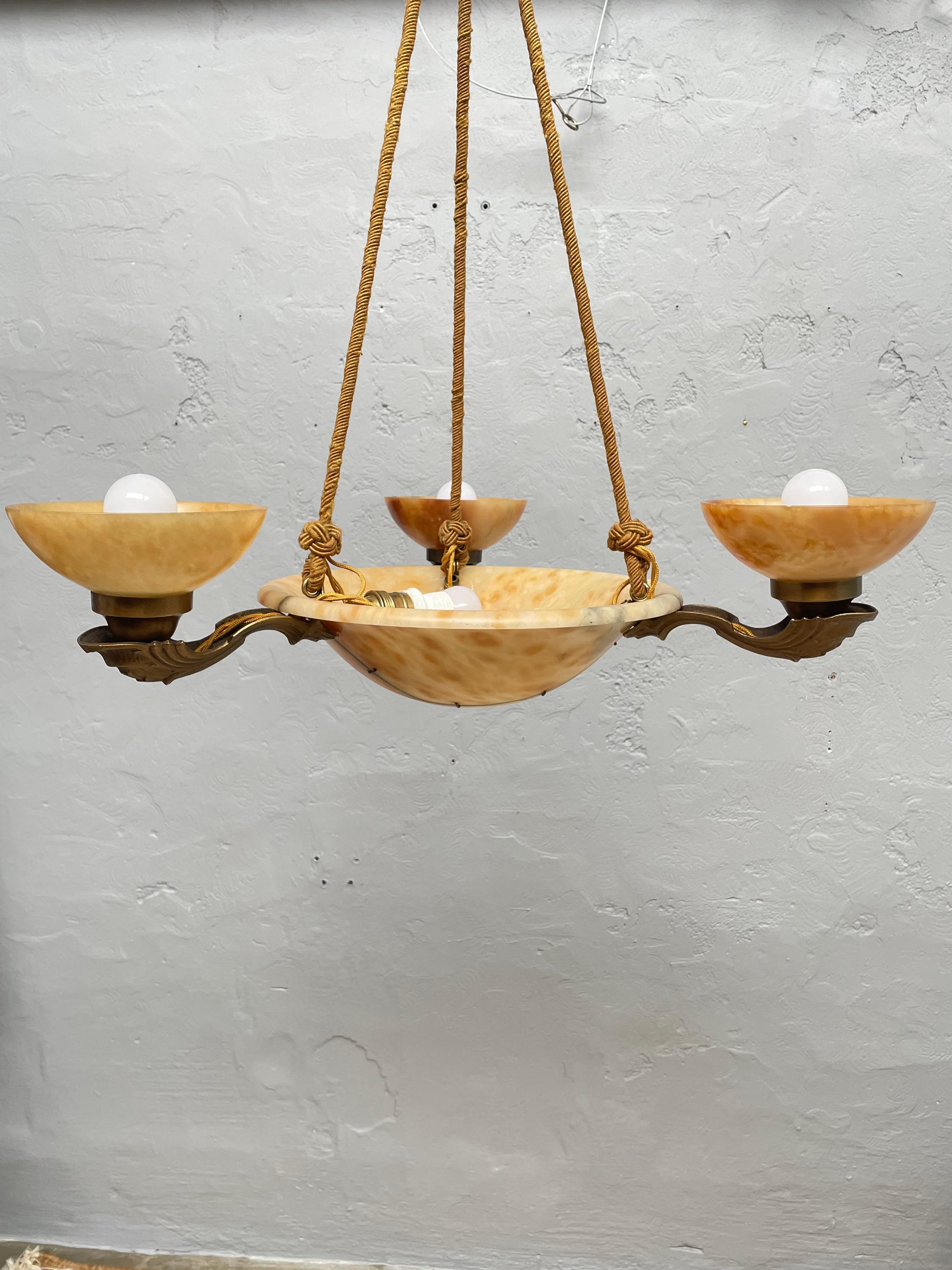 Antique Alabaster Art Deco Plafonnier Chandelier With 4 Shades For Sale 10