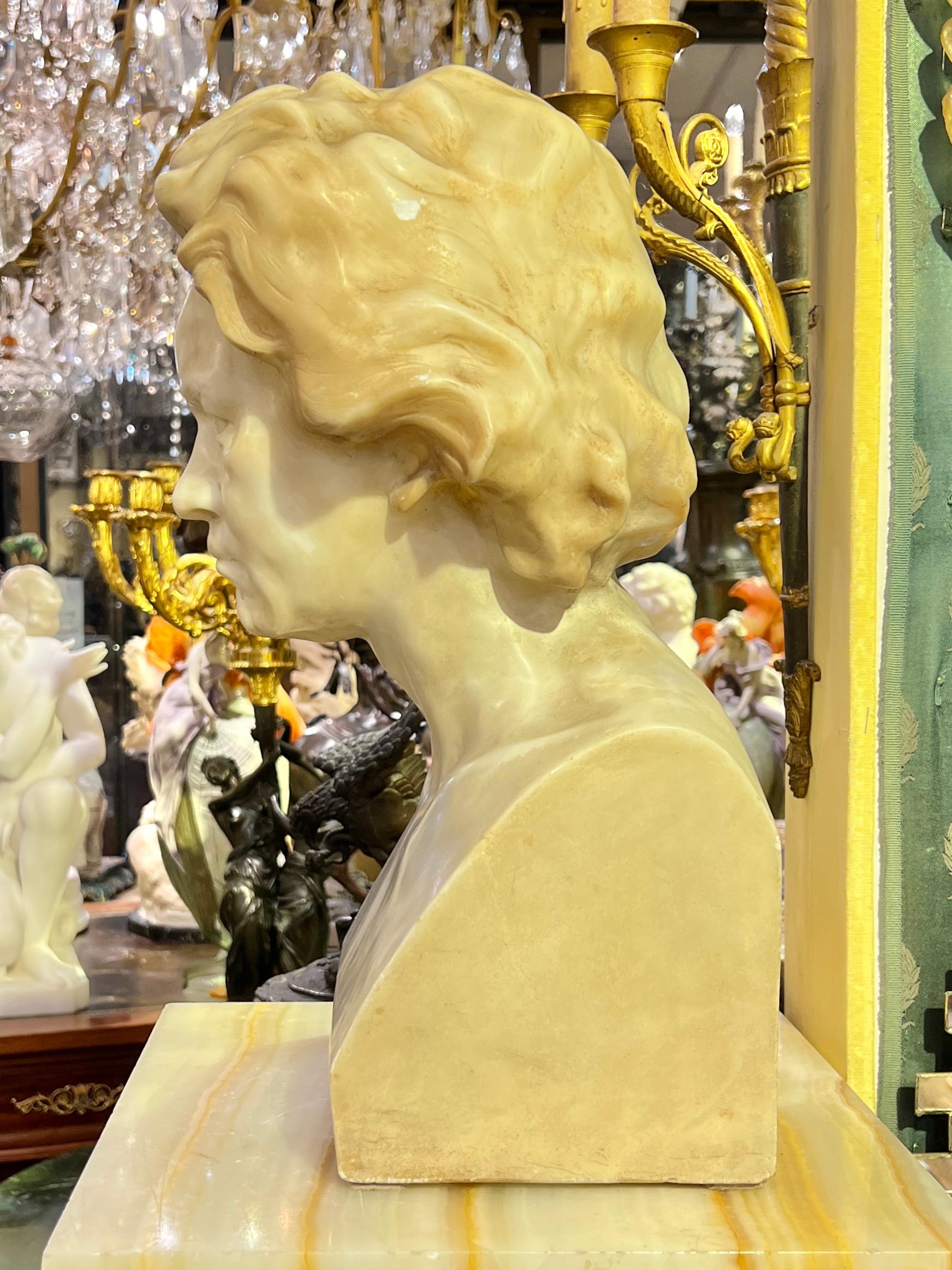 20ième siècle Sculpture ancienne de Beethoven en albâtre par Franz Peleschka en vente