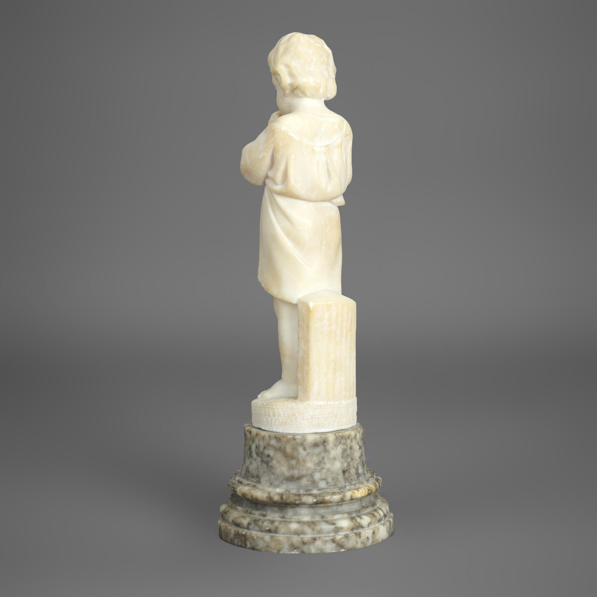 Antike Alabaster-Skulptur eines Gebetskinds aus Alabaster mit Marmorsockel, um 1890 (19. Jahrhundert)