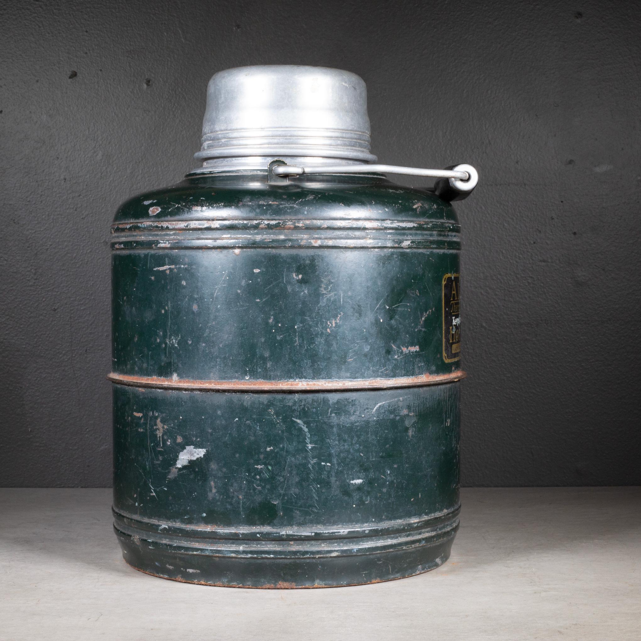 Antigua jarra termo caliente o fría Aladdin Thermoware c.1920 Metal en venta
