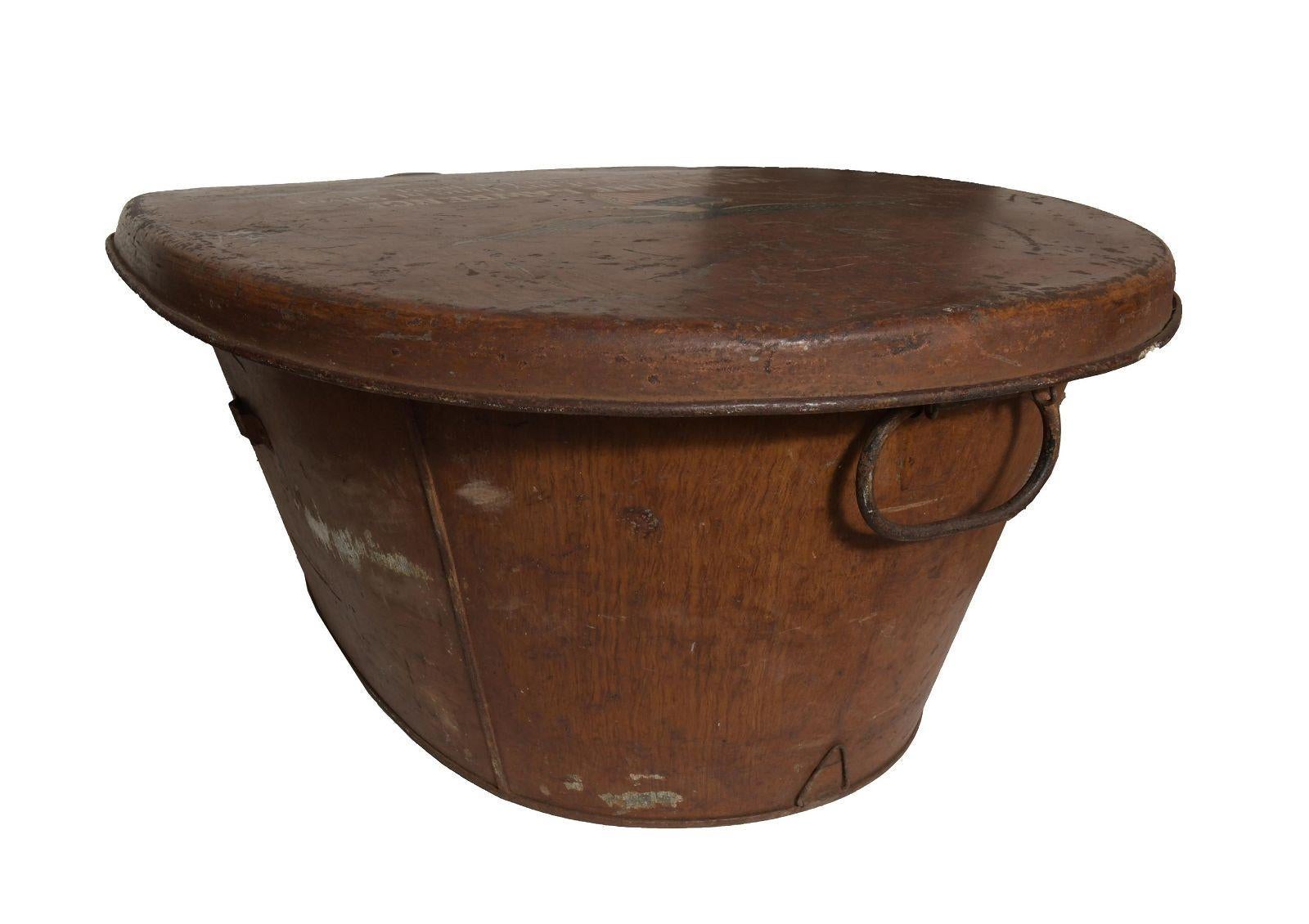 Antique Alaska Gold Rush Bath Tub / Trunk / Table Circa 1880s For Sale 1