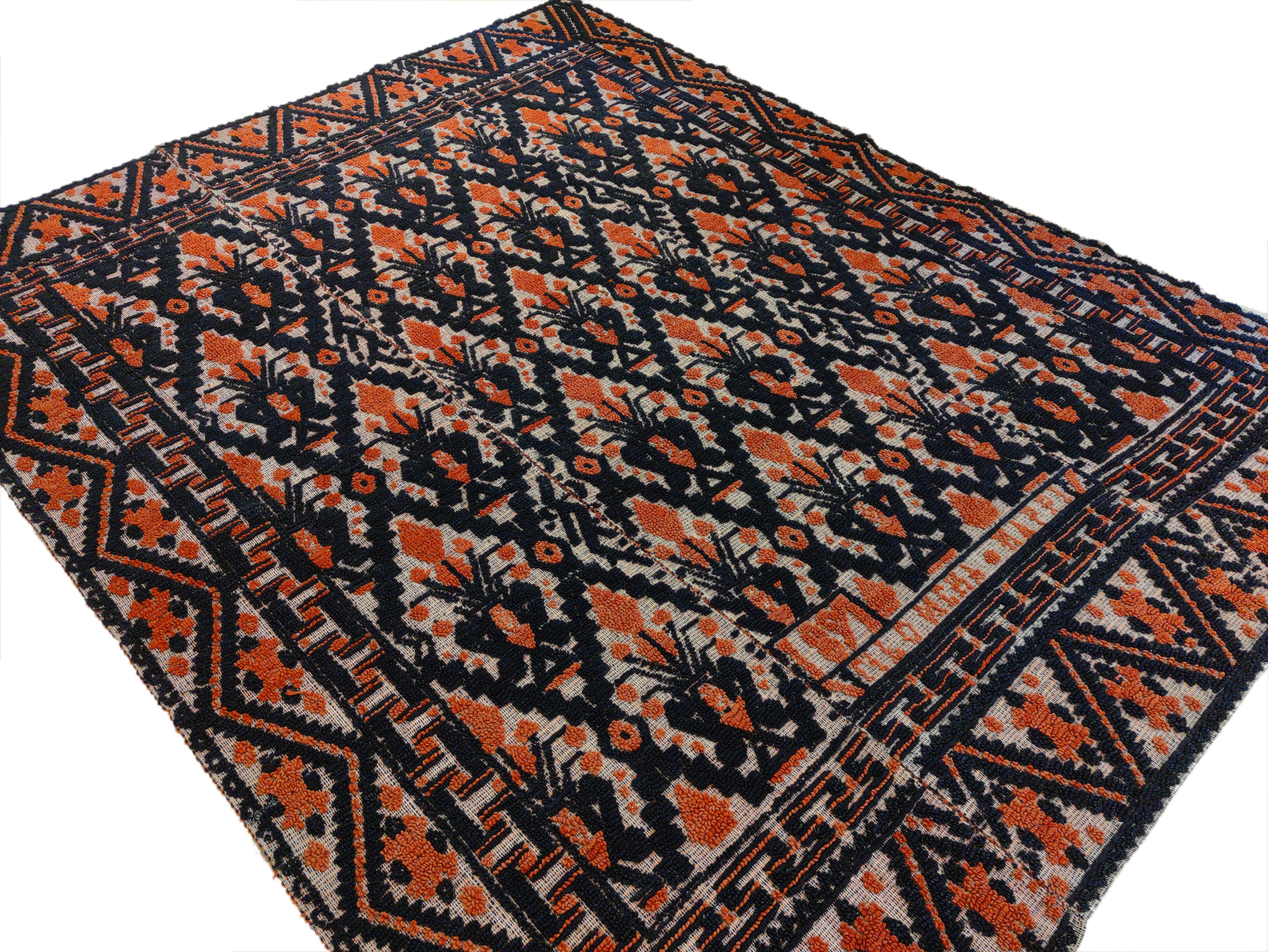 Alpujarra rugs were traditionally woven between the 15th and the 19th centuries in the villages of the Alpujarra district, located in southern Spain in the Granada region. These are woven in wool on a linen foundation by means of a loop pile