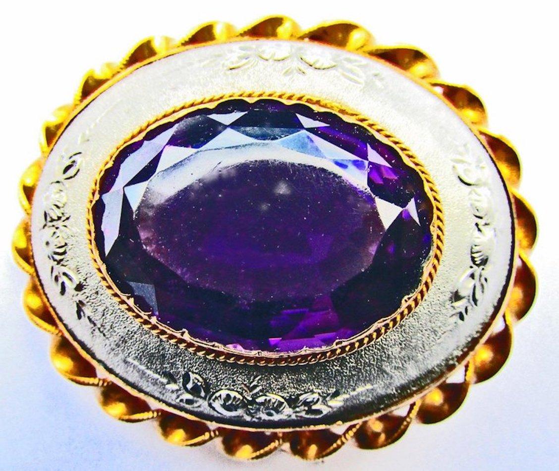 Victorien Broche ancienne en aluminium en vente