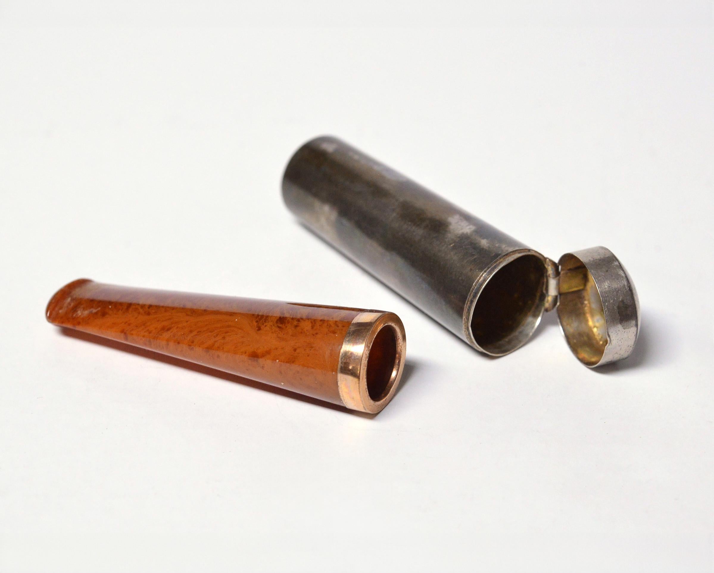 Caliber 11 mm (or 0,43 inches) Mouthpiece. By German or Baltic maker, unmarked besides Swedish purity hallmarks. The early 20th century was a period of great change and innovation, yet it also celebrated the traditional values of craftsmanship and
