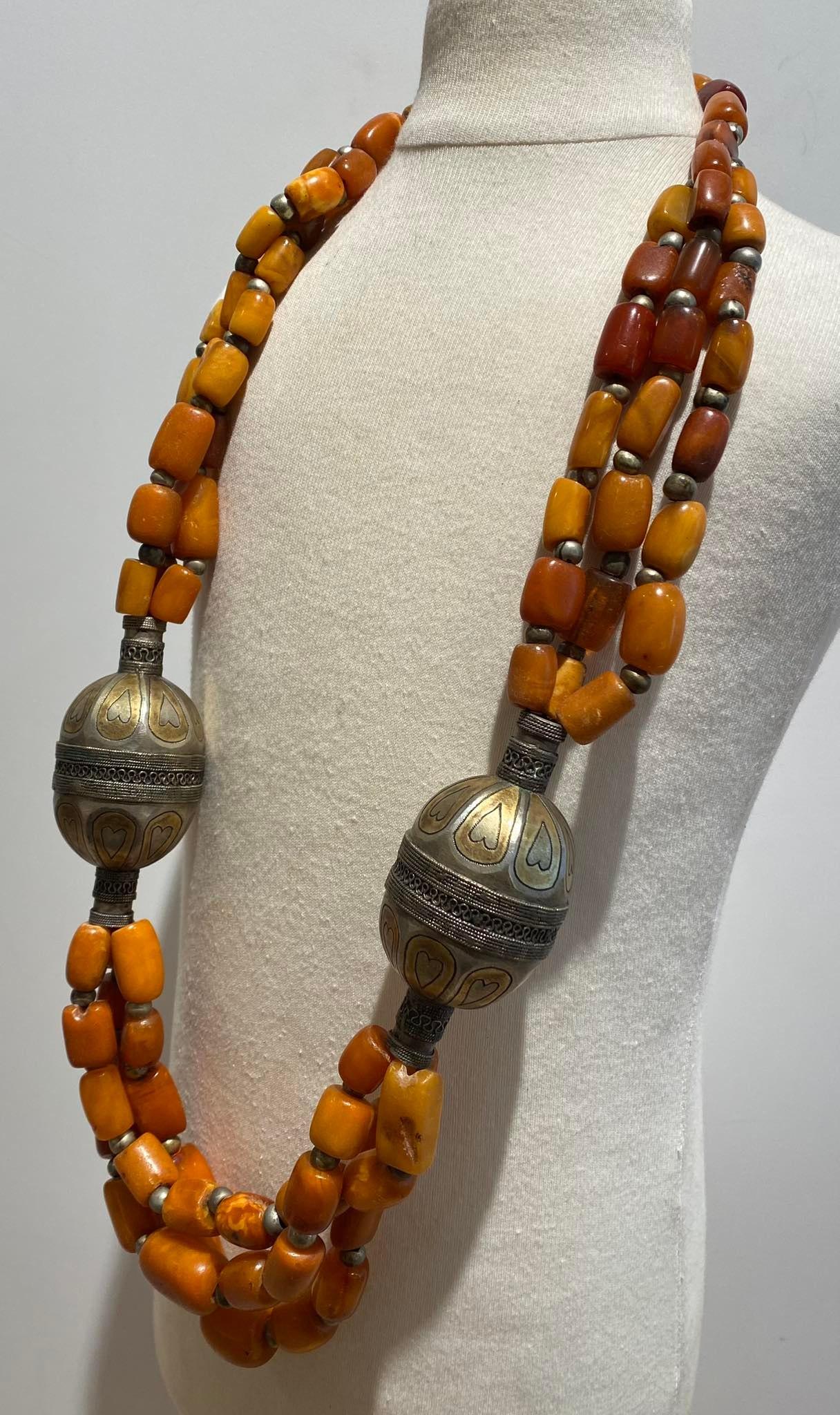  Antique Amber Necklace Yemen Afghanistan 18/19th Century Islamic Art silver  For Sale 4
