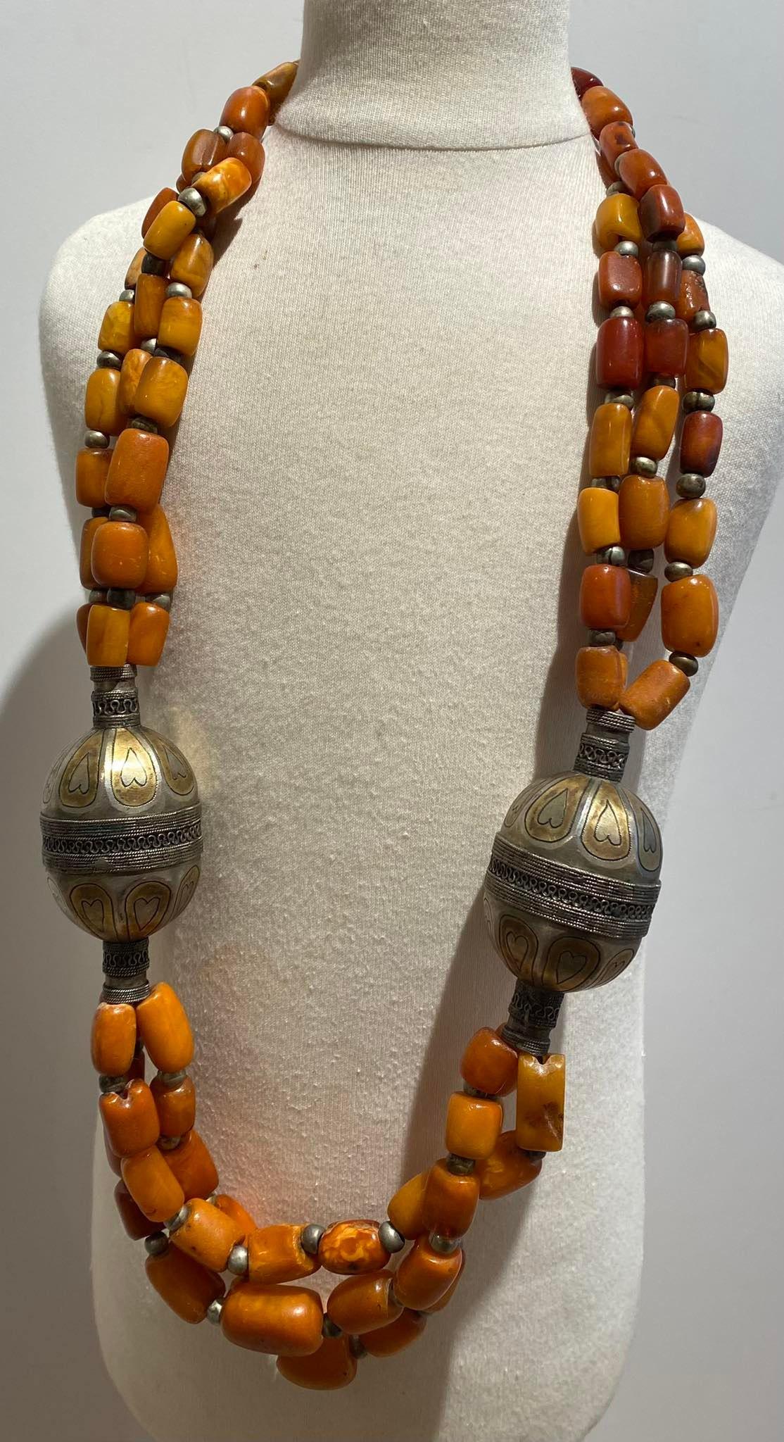  Antique Amber Necklace Yemen Afghanistan 18/19th Century Islamic Art silver  For Sale 10