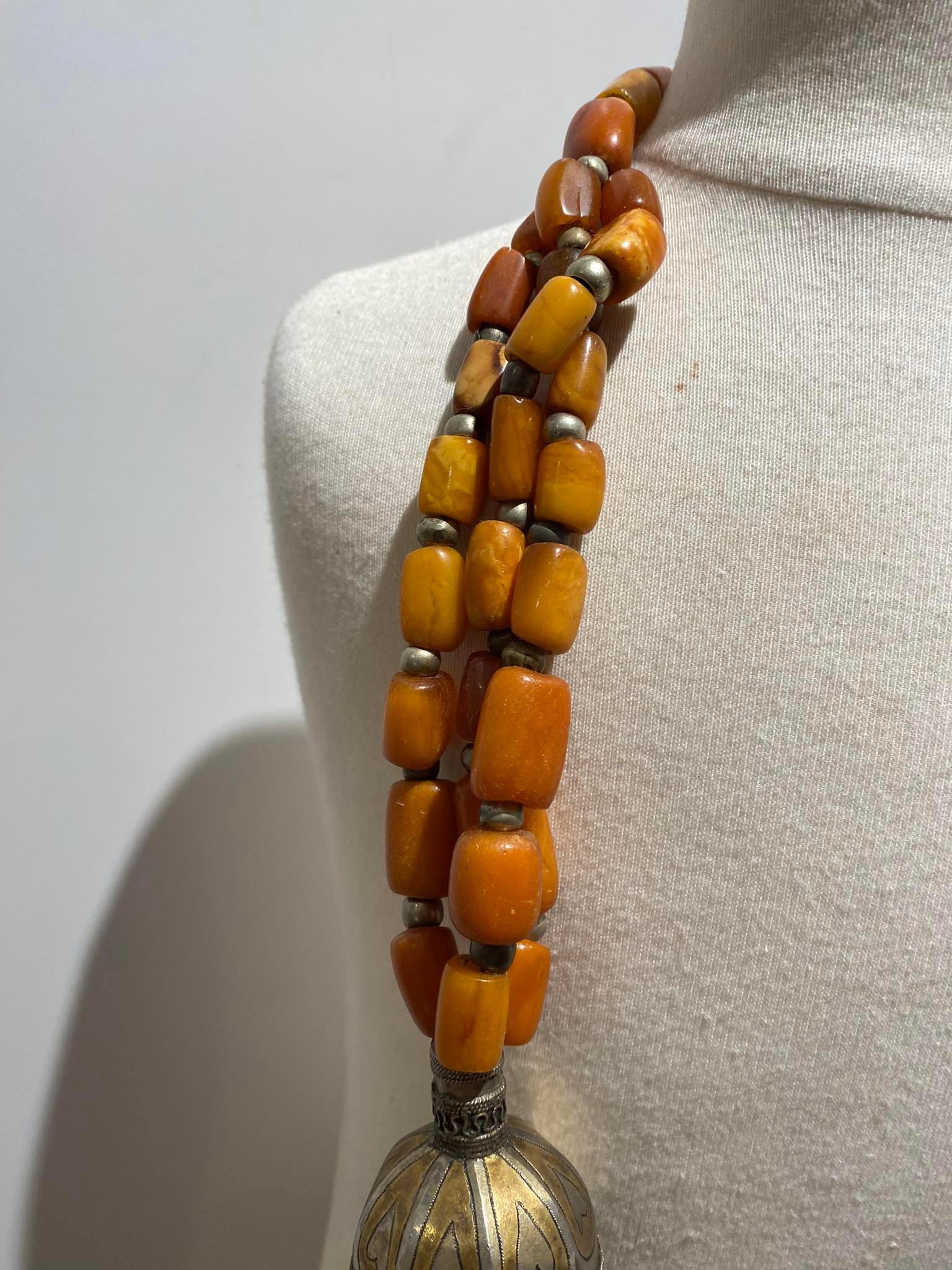  Antique Amber Necklace Yemen Afghanistan 18/19th Century Islamic Art silver  For Sale 14