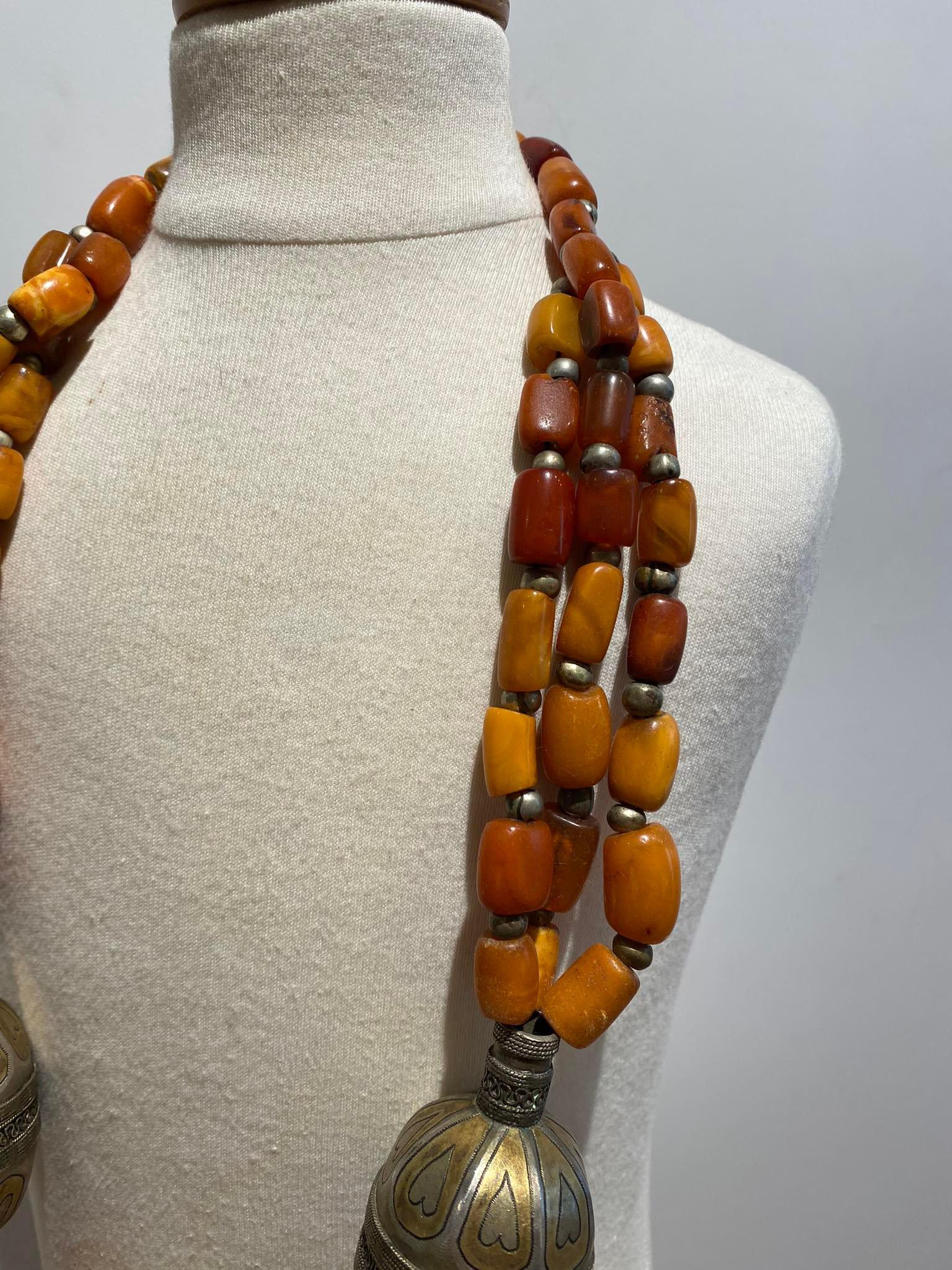  Antique Amber Necklace Yemen Afghanistan 18/19th Century Islamic Art silver  For Sale 1