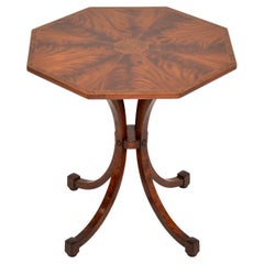 Ancienne table d'appoint Amboyna