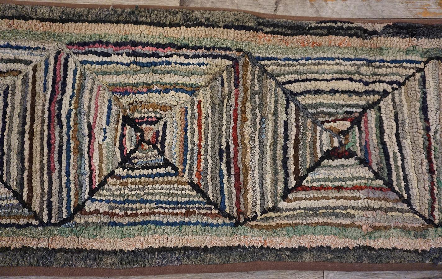 Early 20th Century American Hooked Rug ( 1'6'' x 20'2'' - 46 x 615 ) For Sale 2