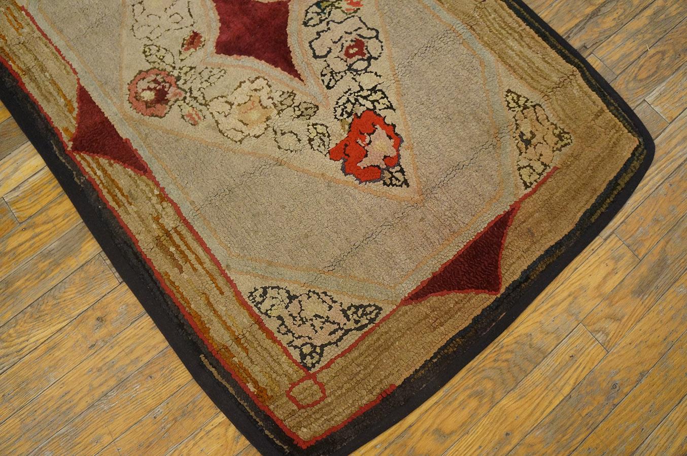 American Antique Amercian Hooked Rug For Sale