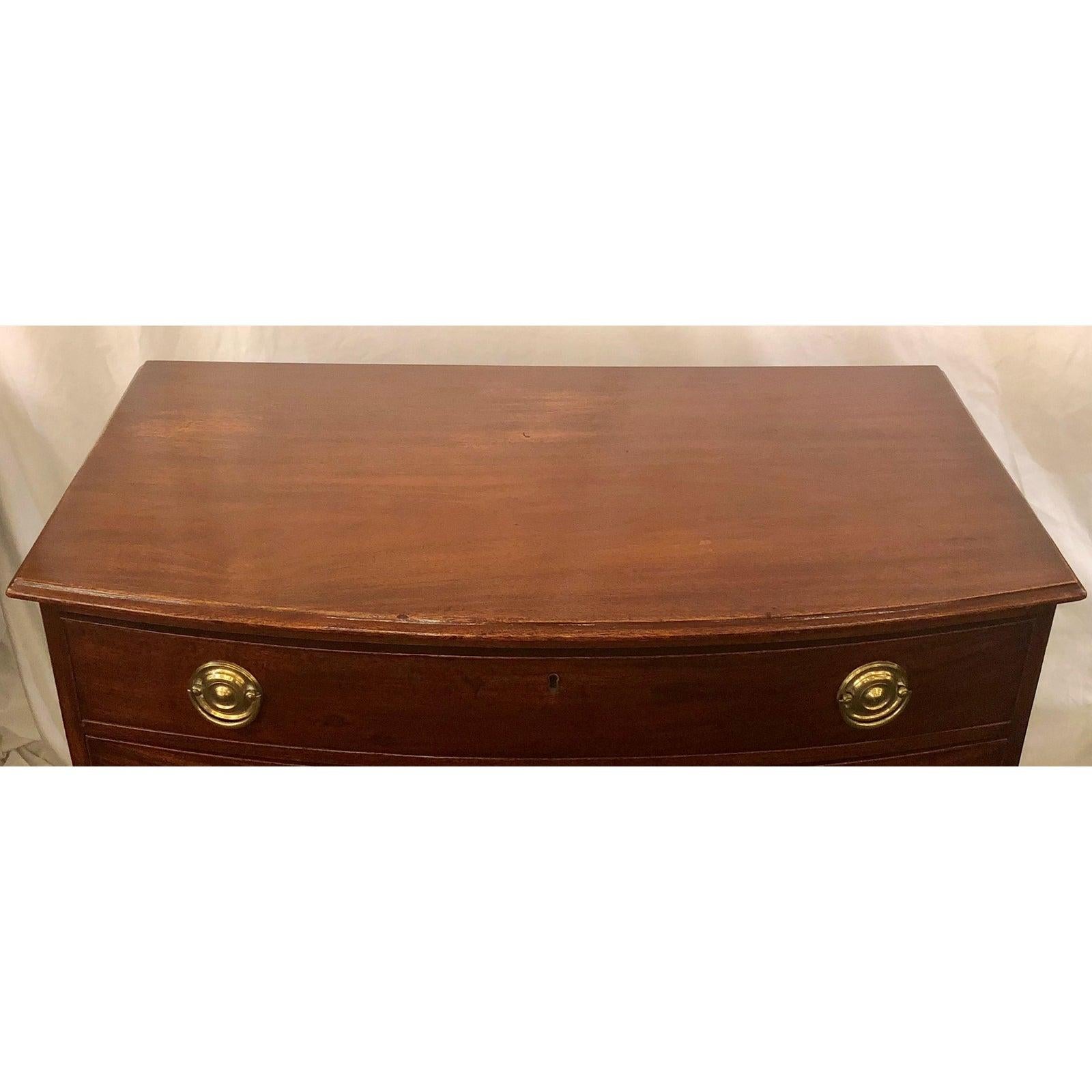 Antique American 18th century mahogany bow-front chest of drawers, circa 1780.