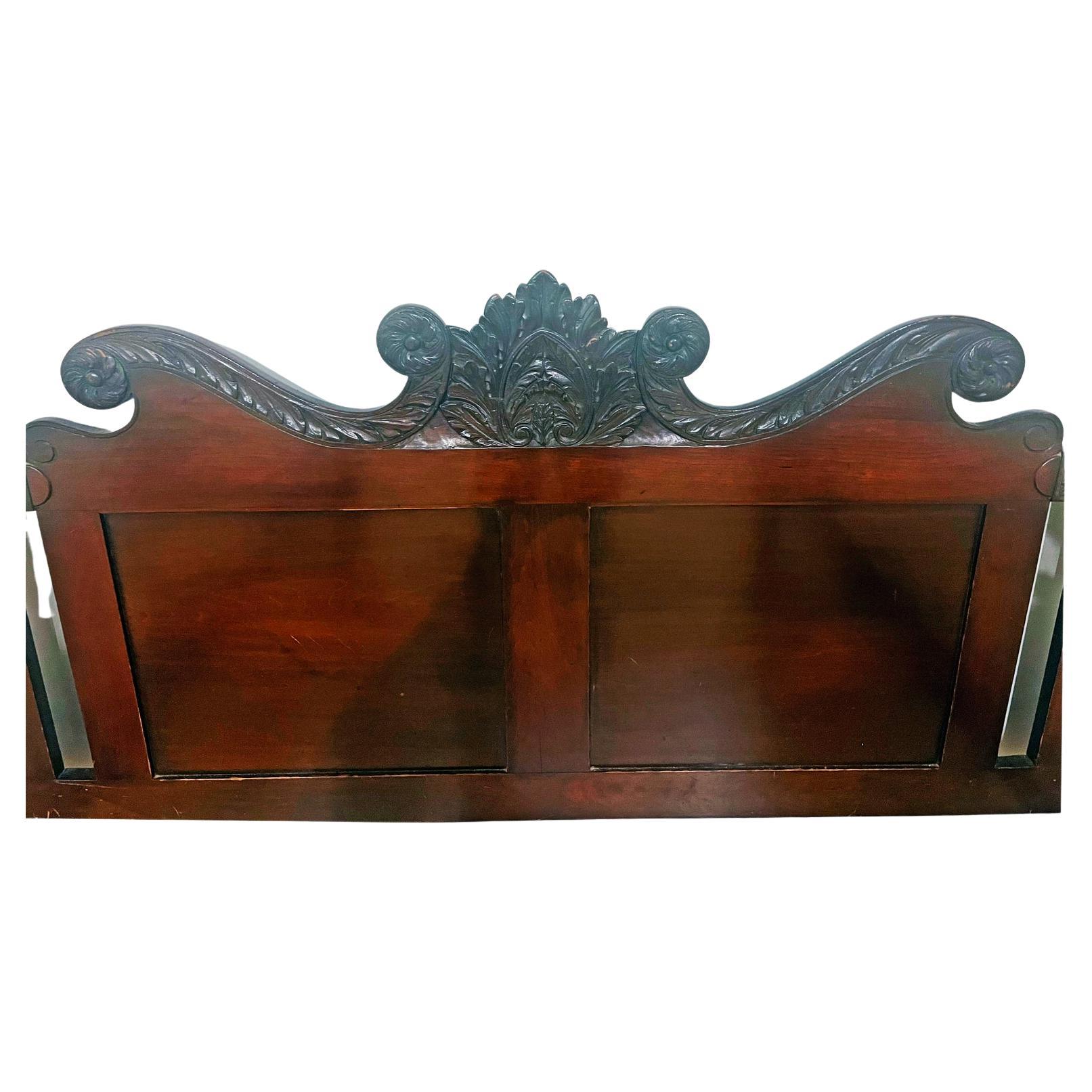 Antique American 4 Poster Acanthus Carved Southern Bed in Mahogany, c. 1820 For Sale 5
