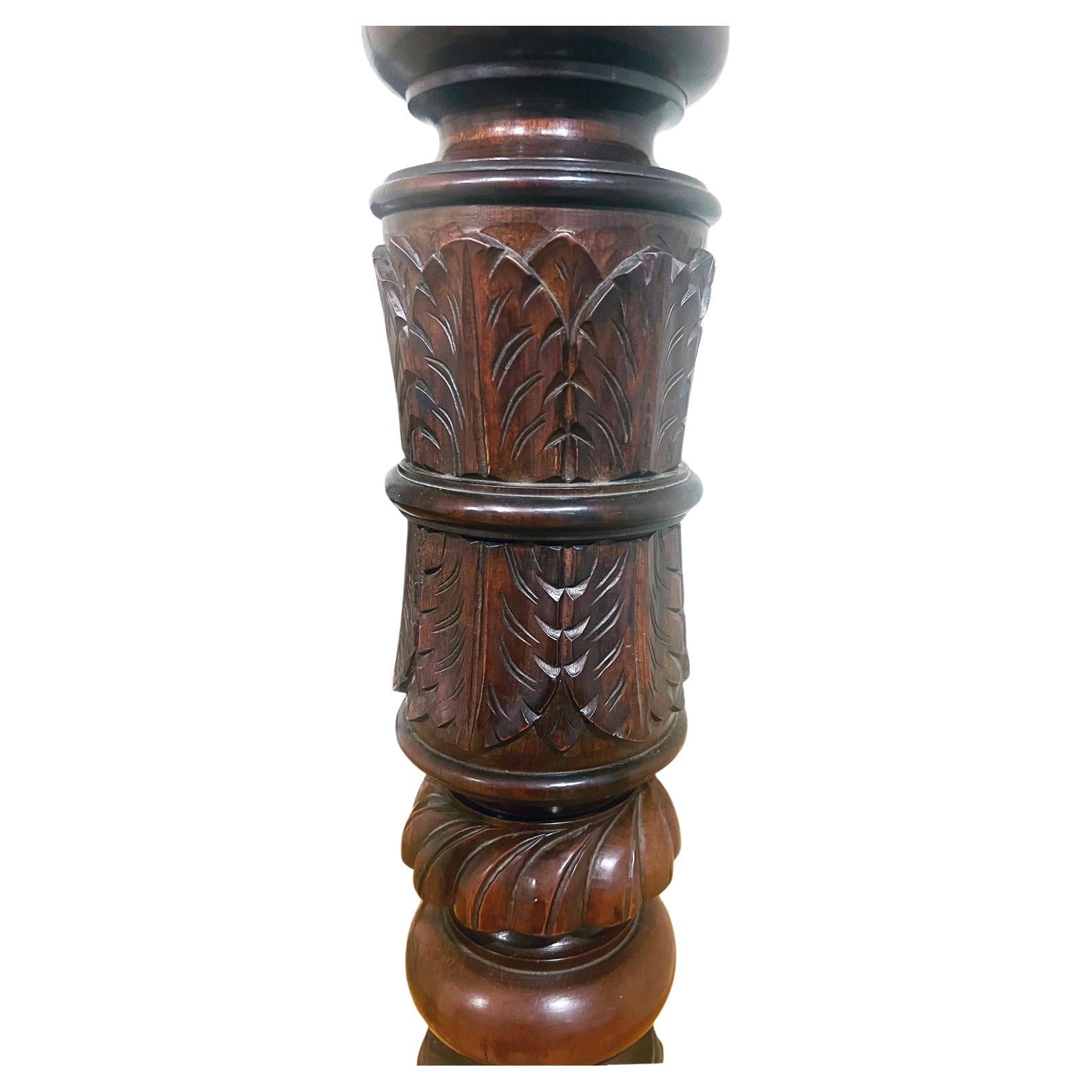 Antique American 4 Poster Acanthus Carved Southern Bed in Mahogany, c. 1820 For Sale 2
