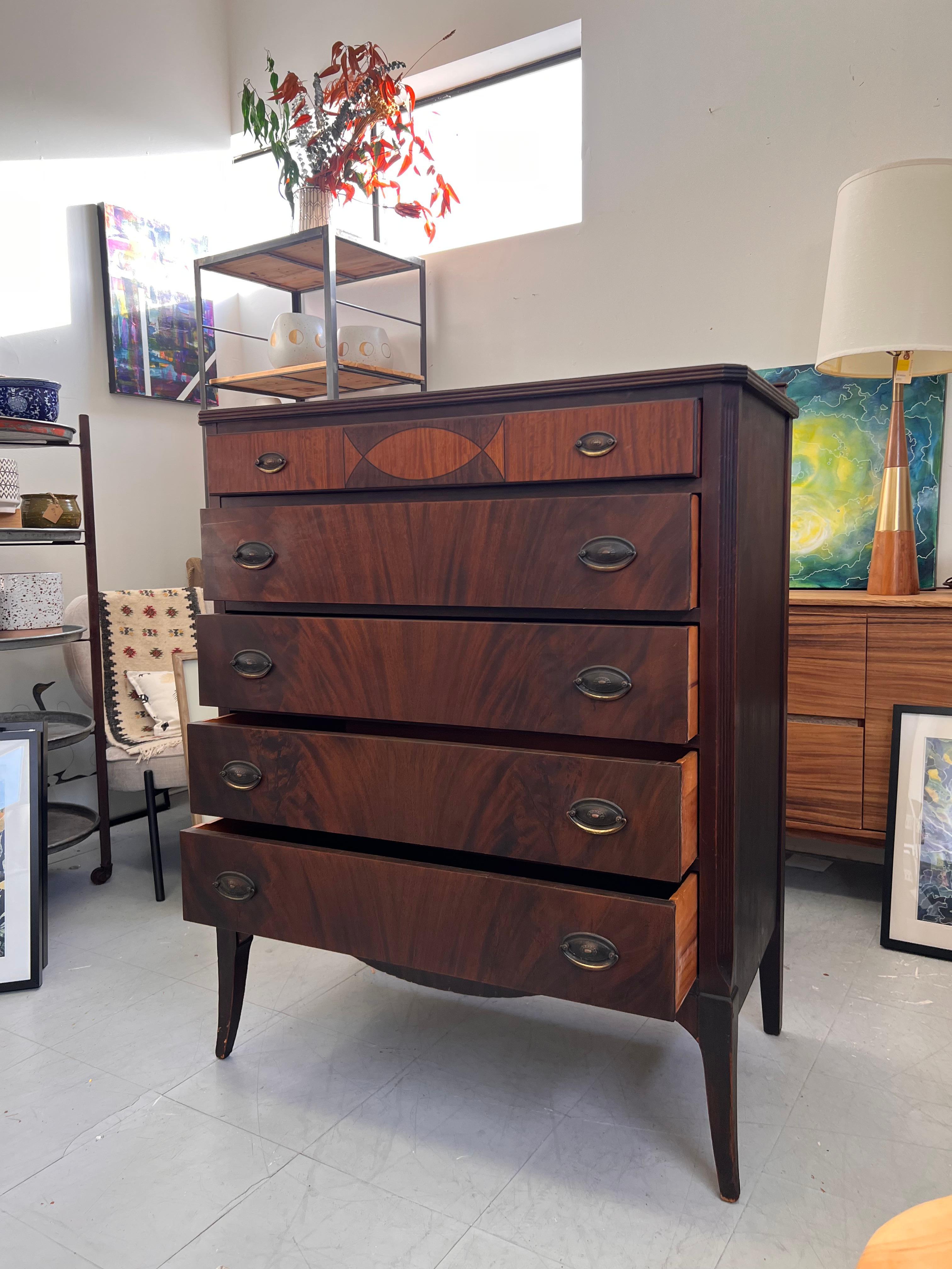 Antique American 5 Drawer Dresser or Chest with Flame Mahogany Wooden Drawer For Sale 5