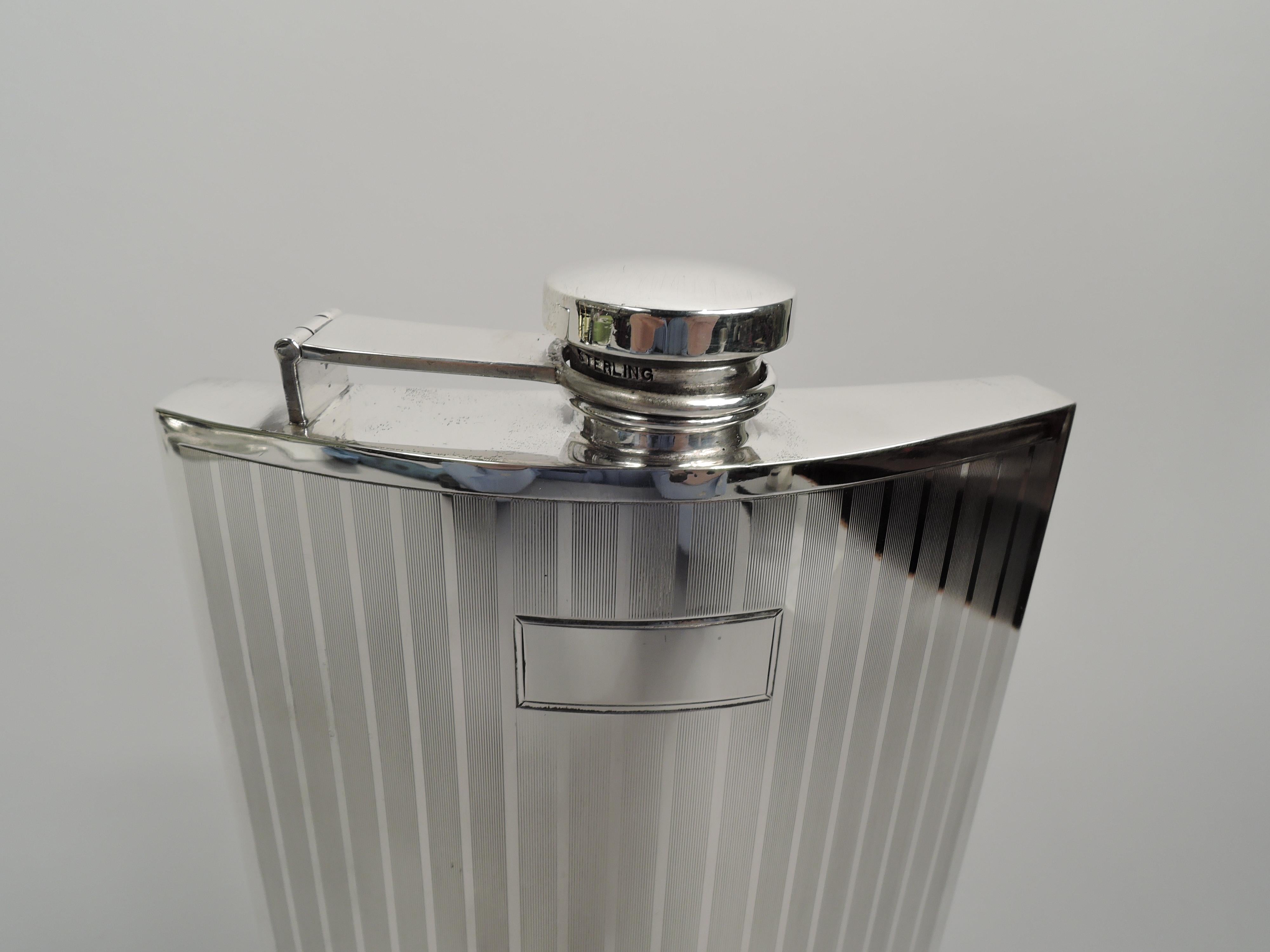 Antique American Art Deco Modern Sterling Silver Flask In Good Condition In New York, NY