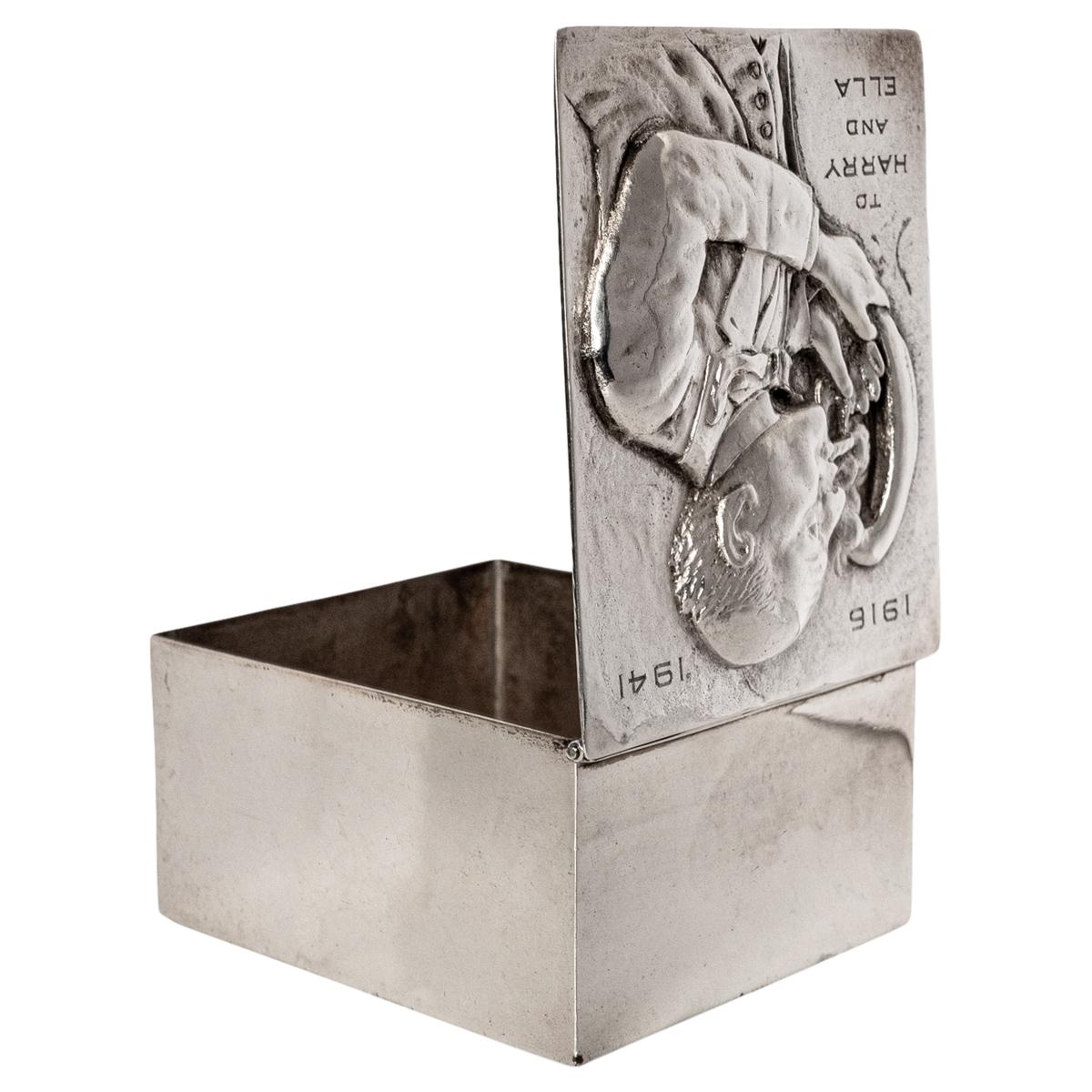 Antique American Art Deco Sterling Silver Novelty Repoussé Cigarette Box 1925 For Sale 6