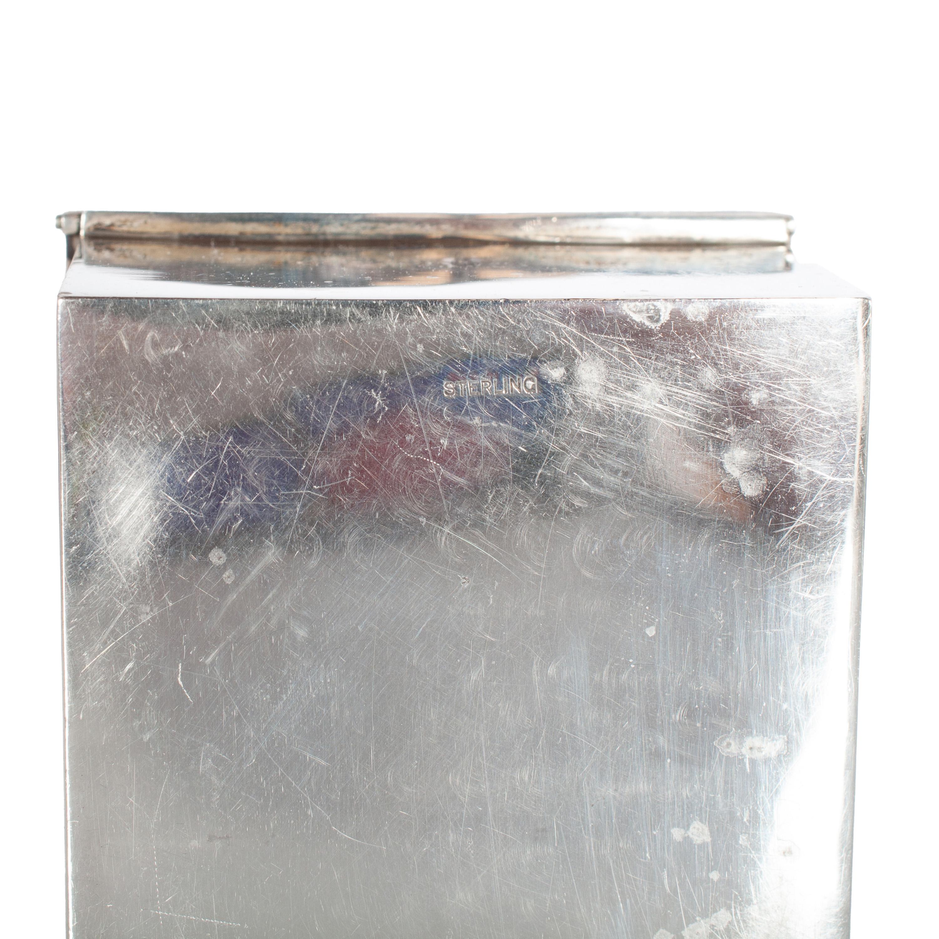 Antique American Art Deco Sterling Silver Novelty Repoussé Cigarette Box 1925 For Sale 12