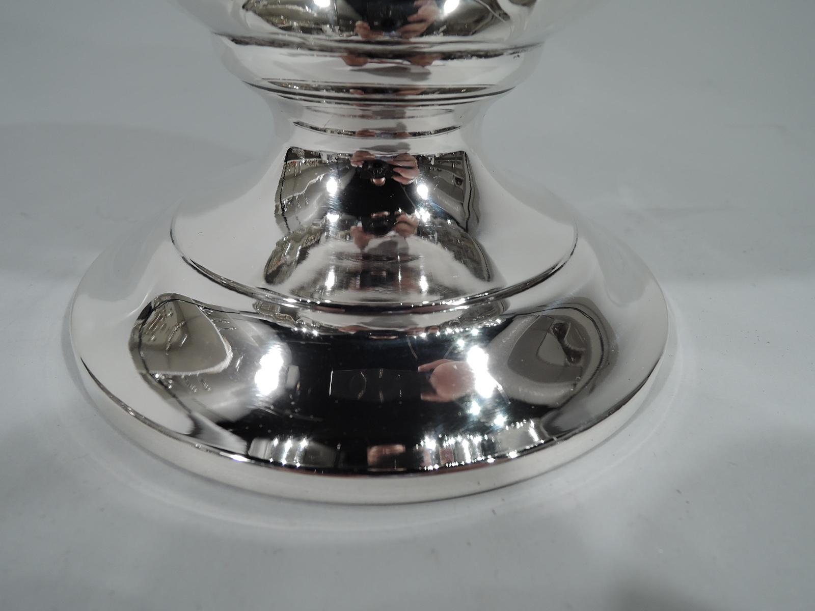 Antique American Art Deco Sterling Silver Water Pitcher In Excellent Condition In New York, NY