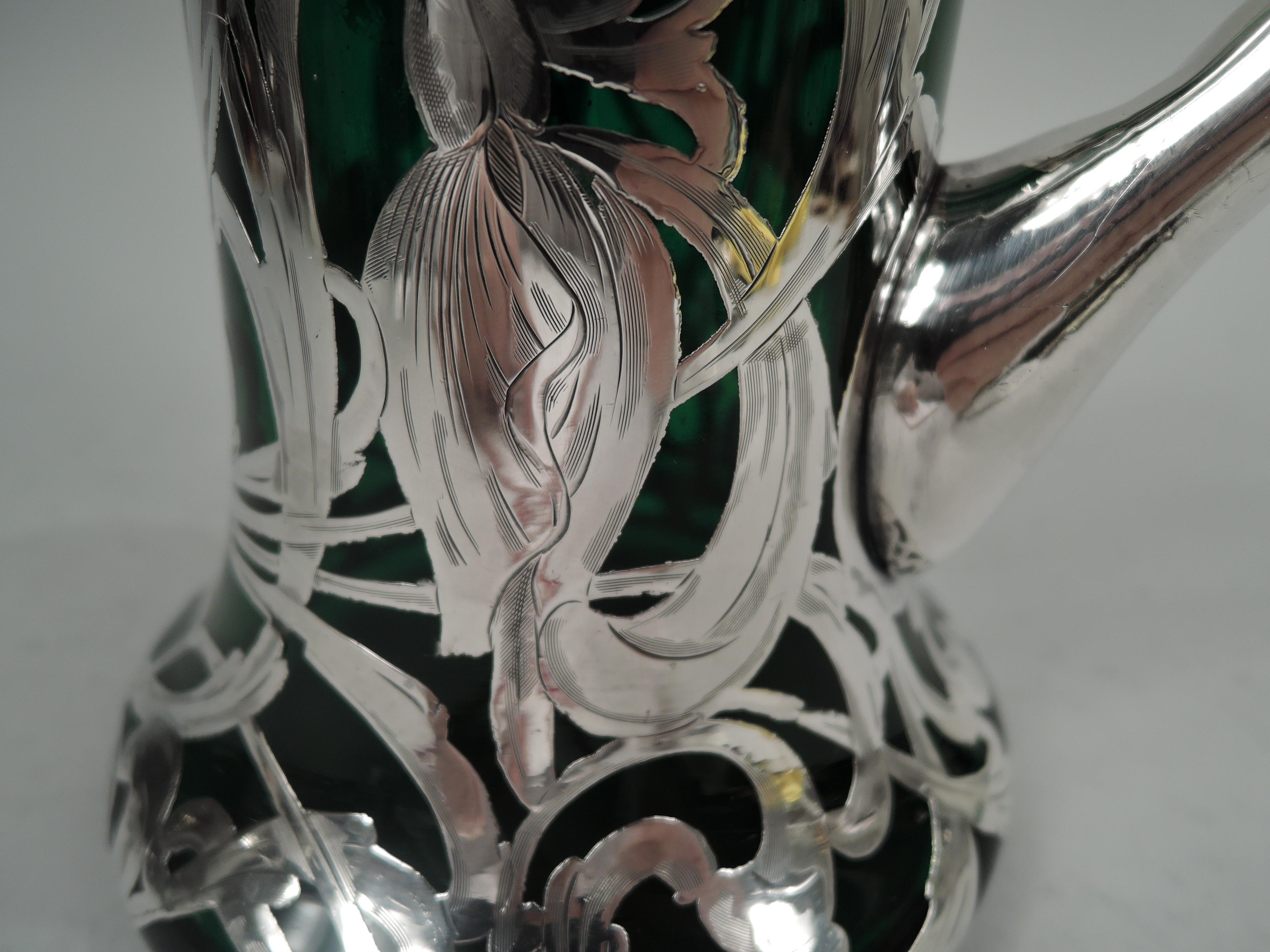 Antiker amerikanischer Jugendstil-Krug aus grünem Silber mit Überzug im Angebot 1