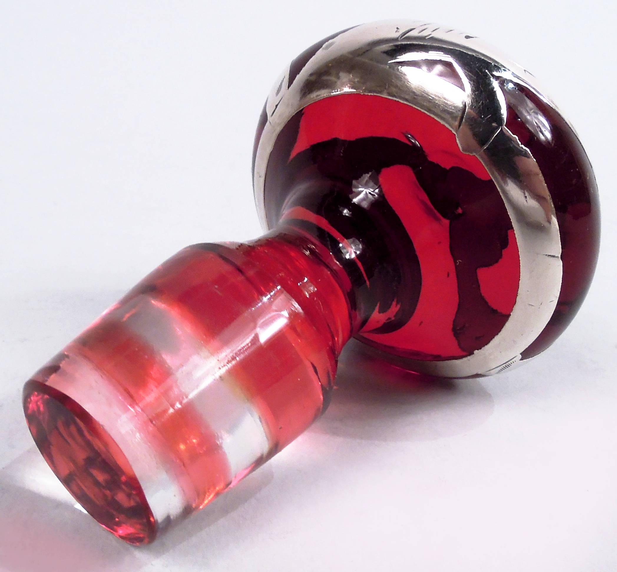 XX secolo Profumo antico americano Art Nouveau rosso con sovrapposizione di argento in vendita