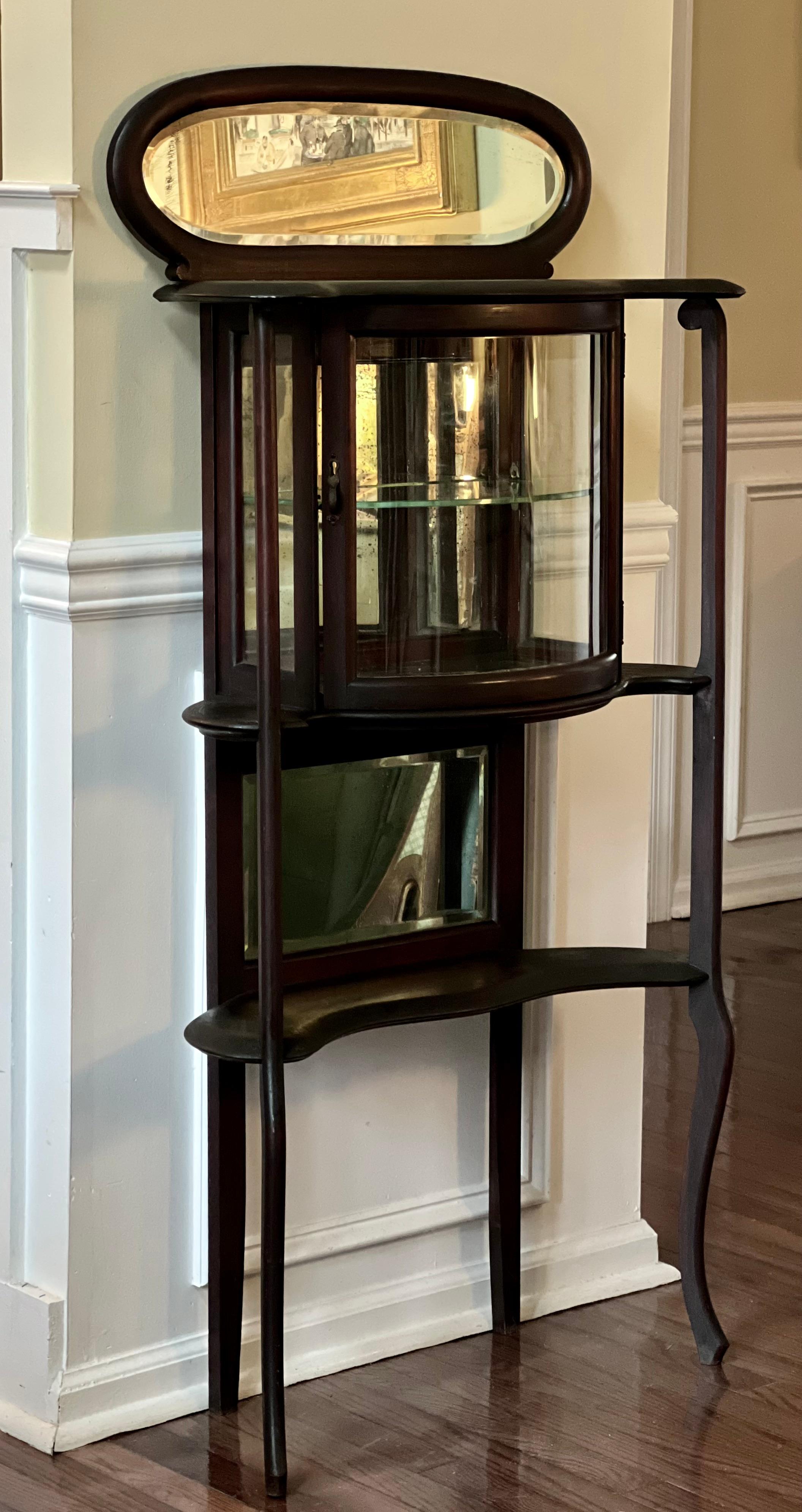 Antique American Art Nouveau Small Mirrored Étagère with Curio Cabinet For Sale 6