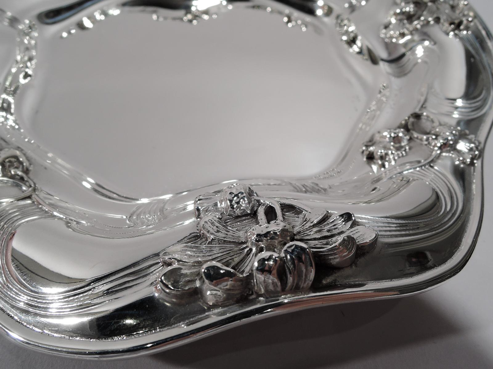 Antique American Art Nouveau Sterling Silver Dish by Kerr In Excellent Condition In New York, NY