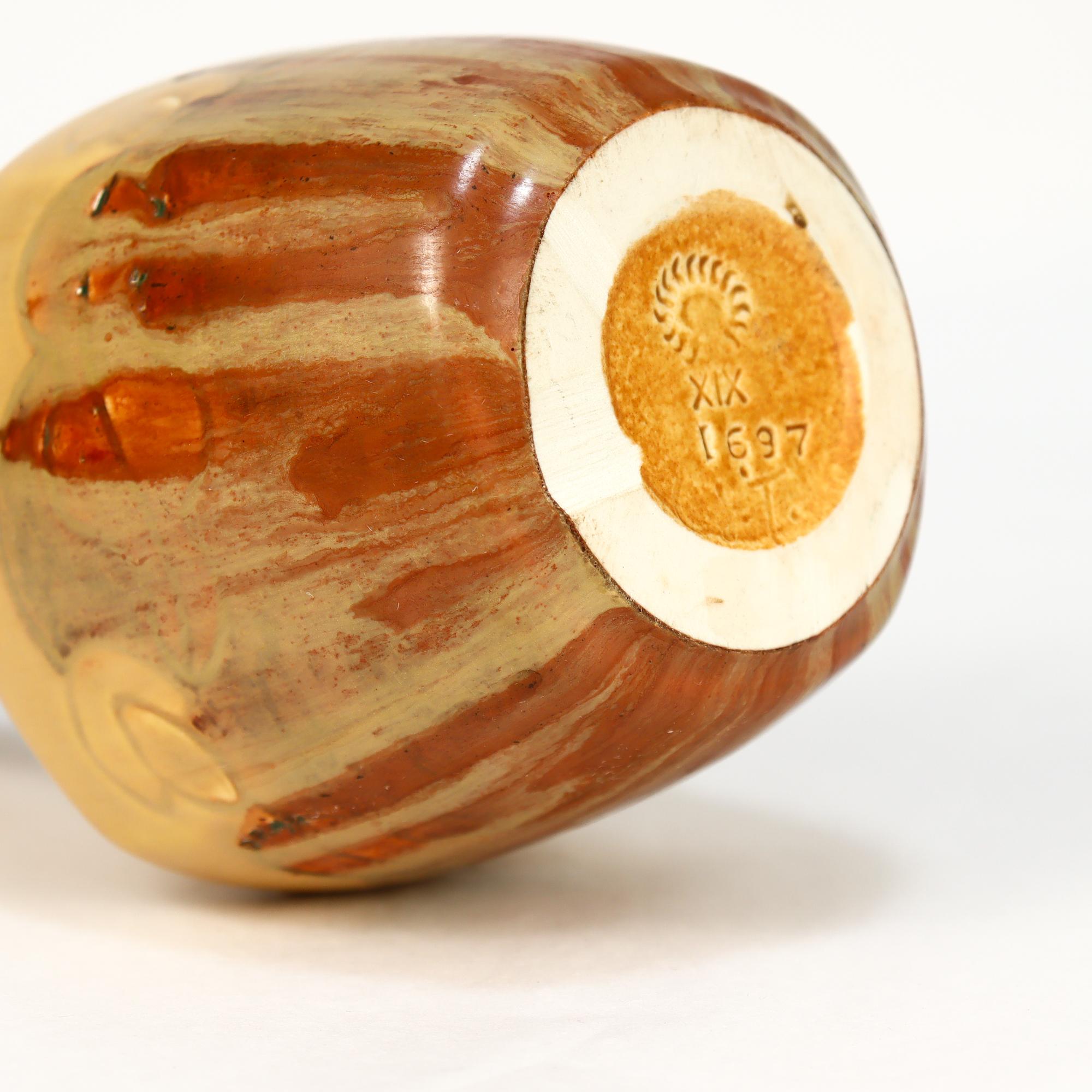 Antico vaso Rookwood giallo in ceramica d'arte americana 1697 di Charles Stanley Todd in vendita 4