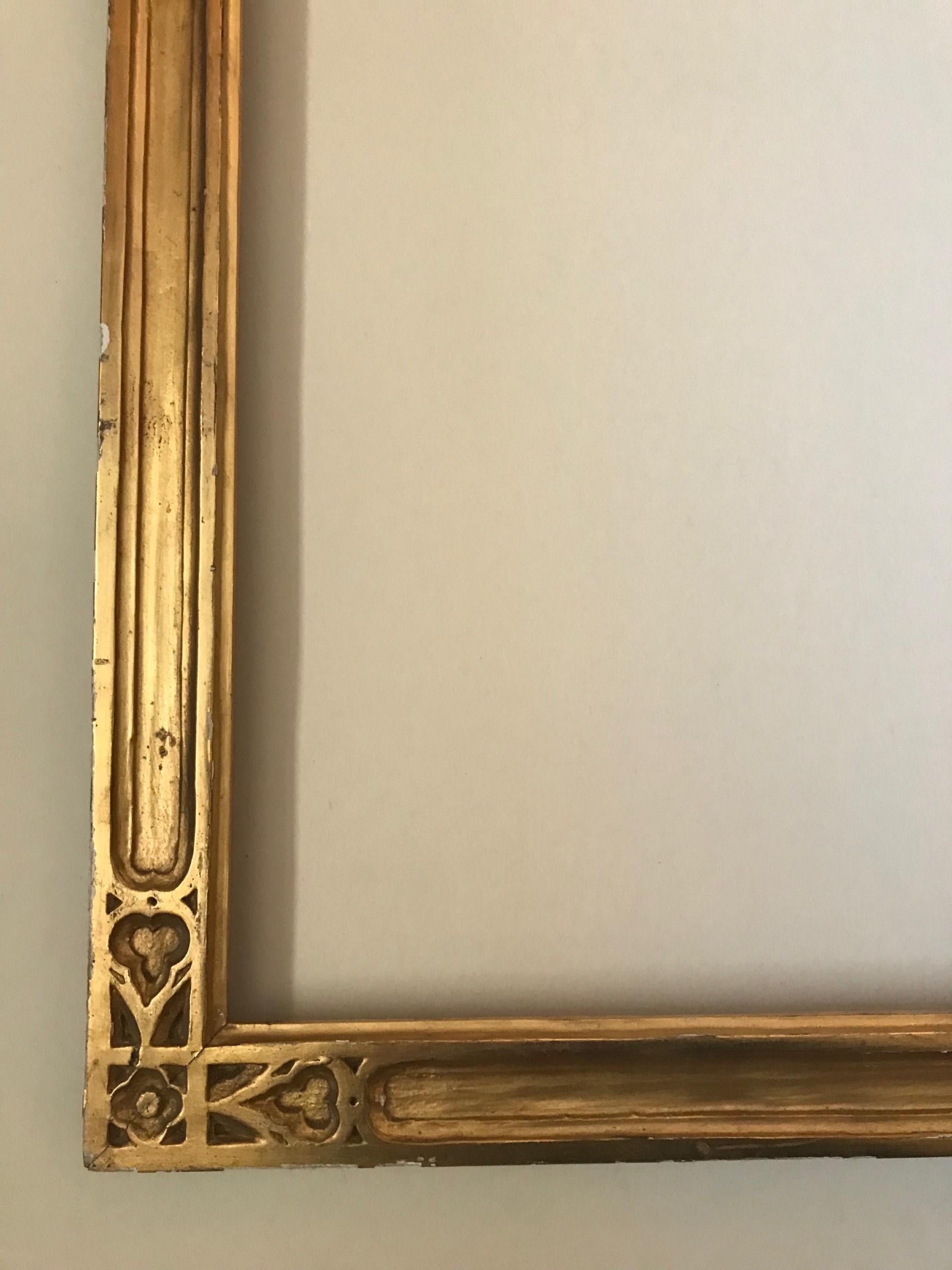 Antique American Arts & Crafts carved giltwood frame, Braus Galleries.

This is an American, Arts & Crafts carved giltwood frame from the renowned, “Braus Galleries Inc.”. A well-crafted frame, delicate in appearance and well suited to frame your