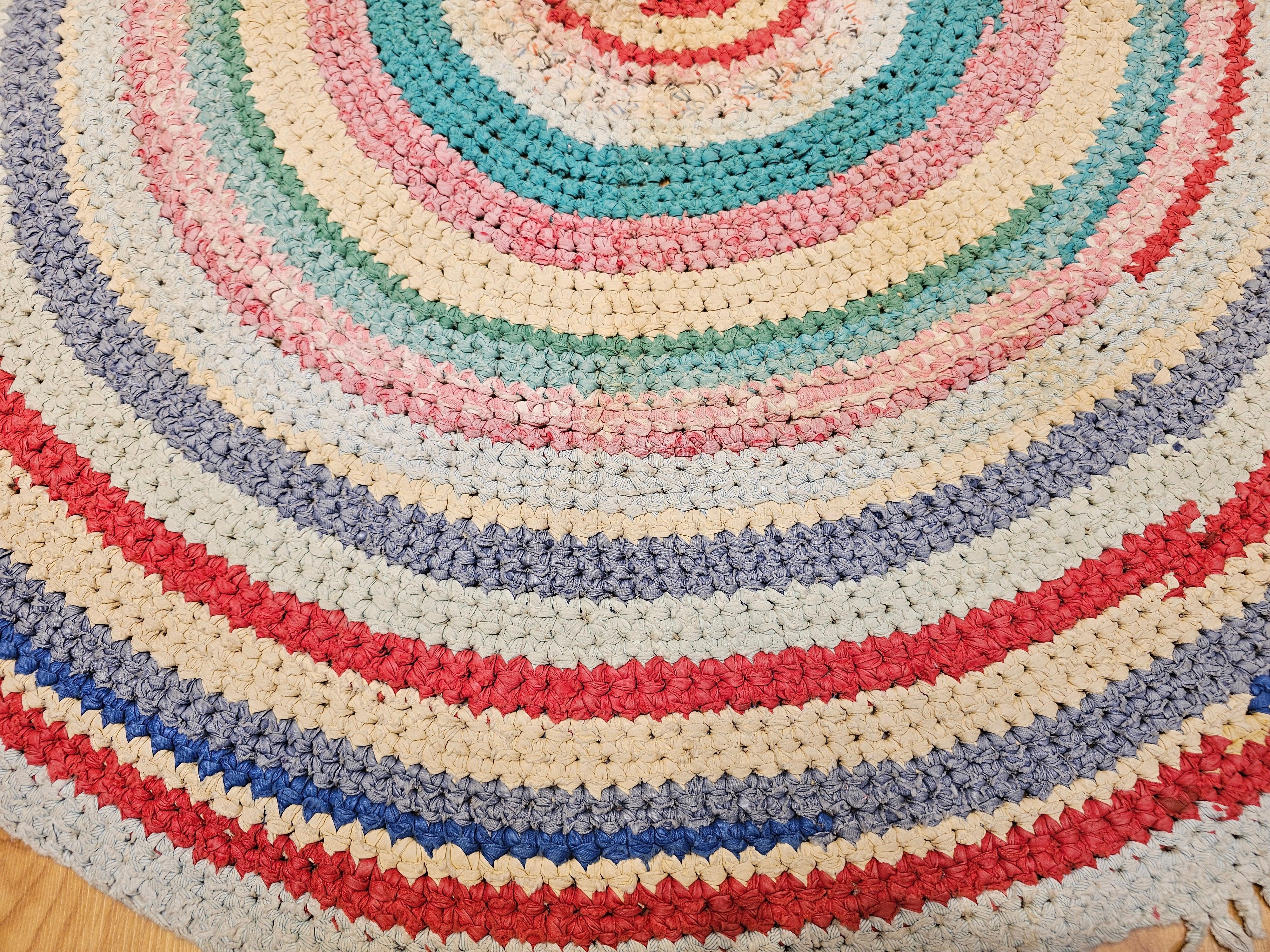 Antique American Braided Round Rug in Red, Blue, White, Green, Yellow In Good Condition For Sale In Barrington, IL