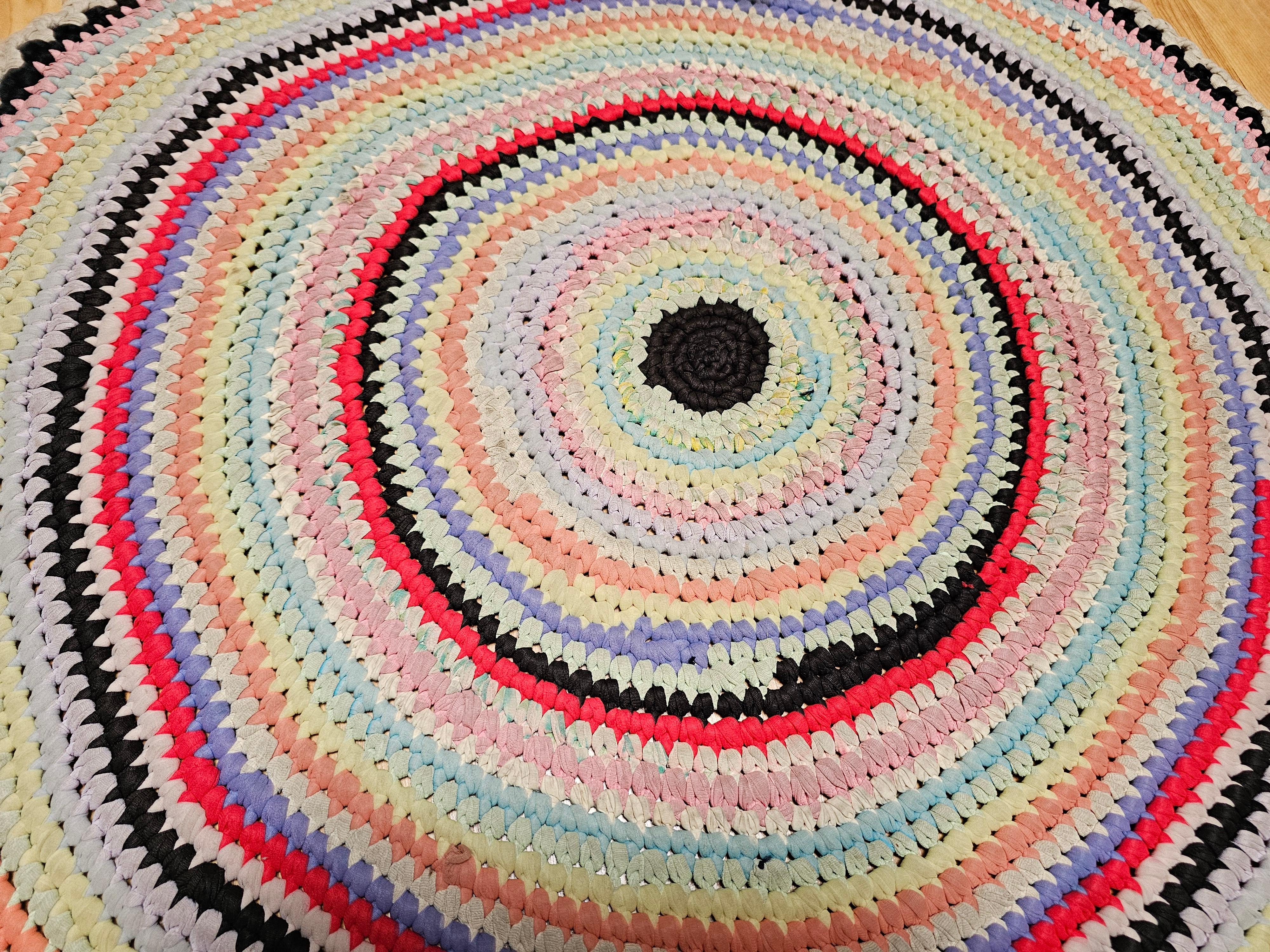 20th Century Antique American Braided Round Rug in Red, Blue, White, Green, Yellow For Sale