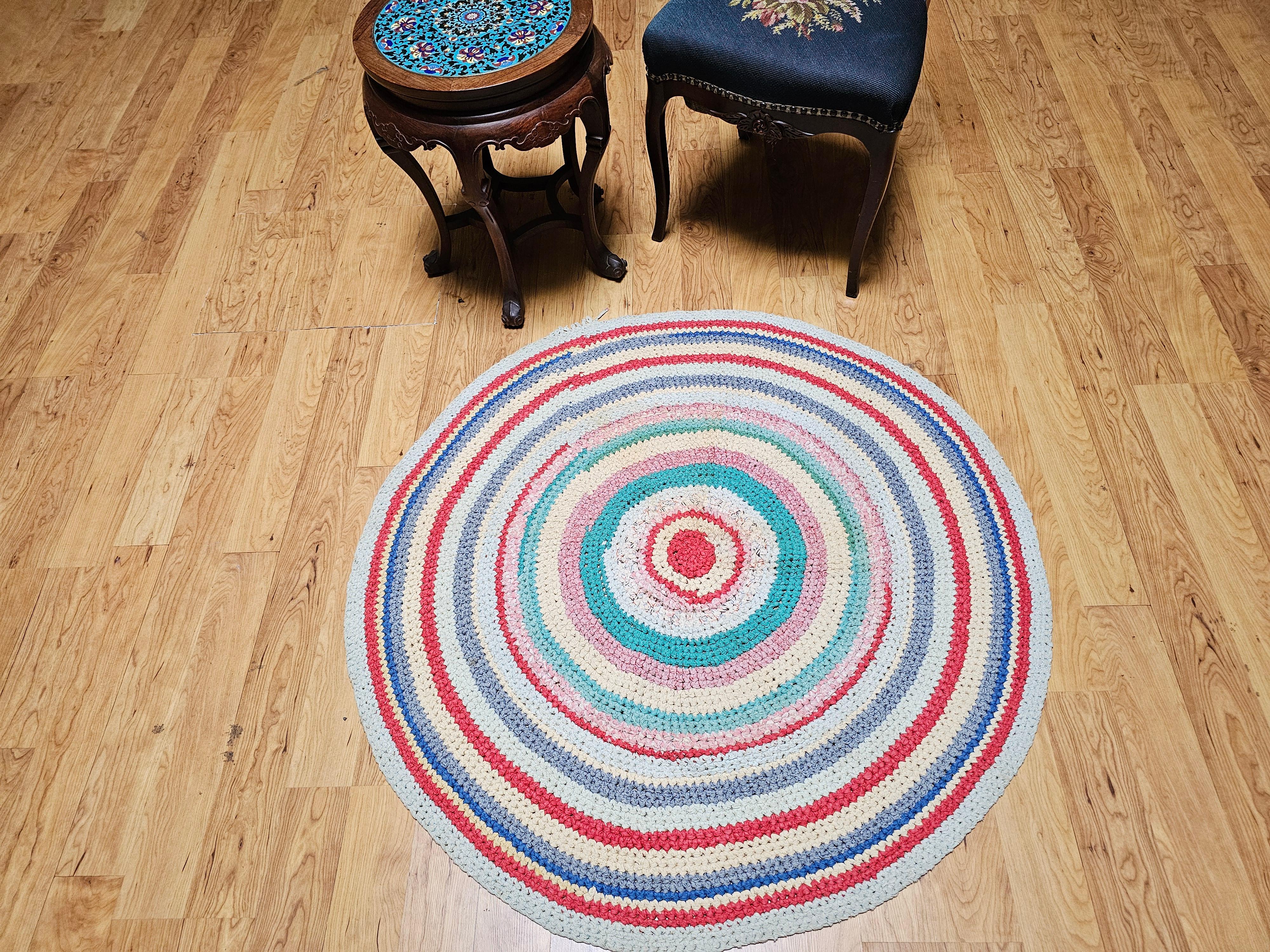Antique American Braided Round Rug in Red, Blue, White, Green, Yellow For Sale 2